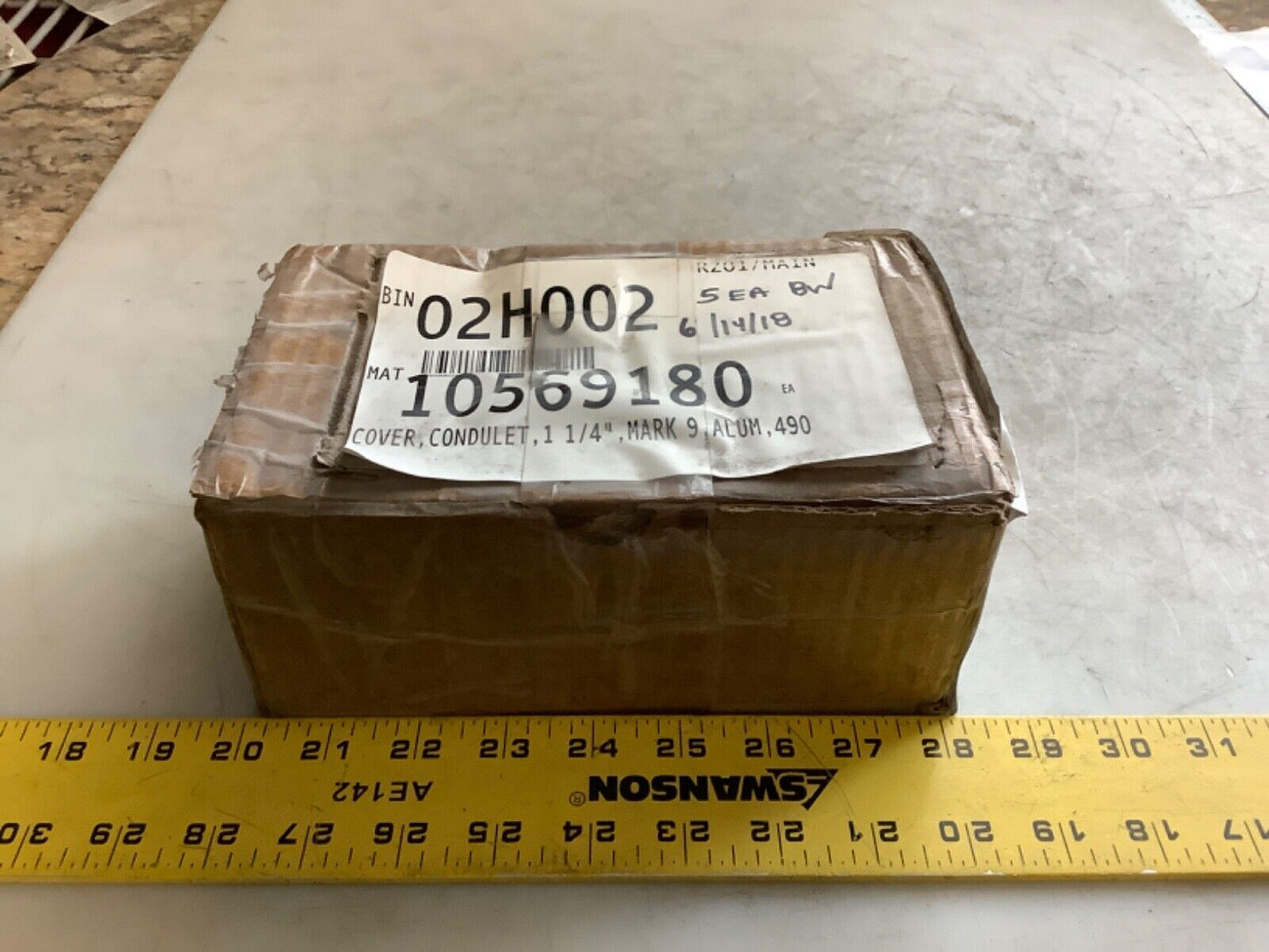 CROUSE HINDS 490 CONDUIT BODY COVER MARK 9 1-1/4IN 678 - QTY 5