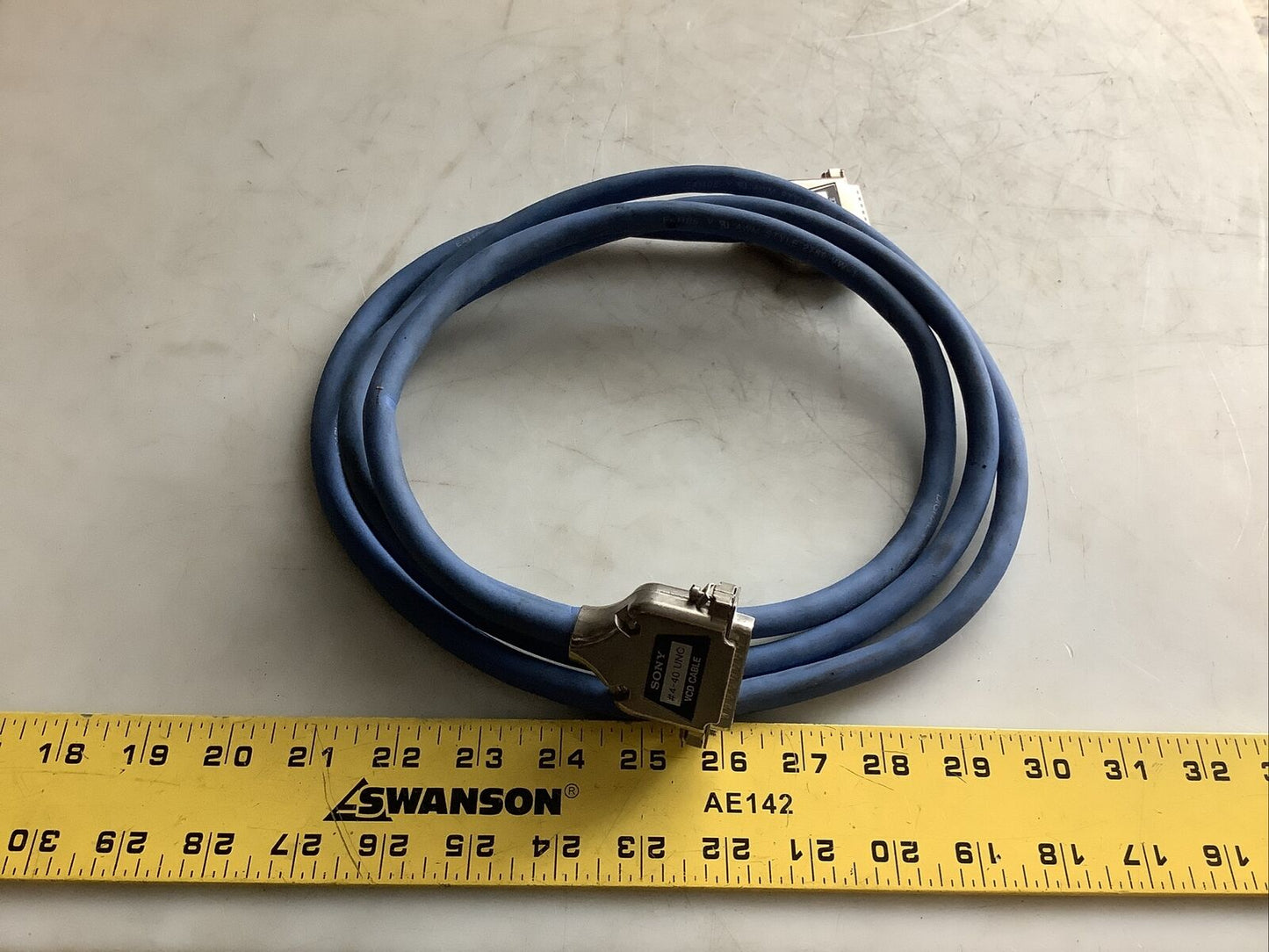 SONY 4-40 UNC VCD CABLE