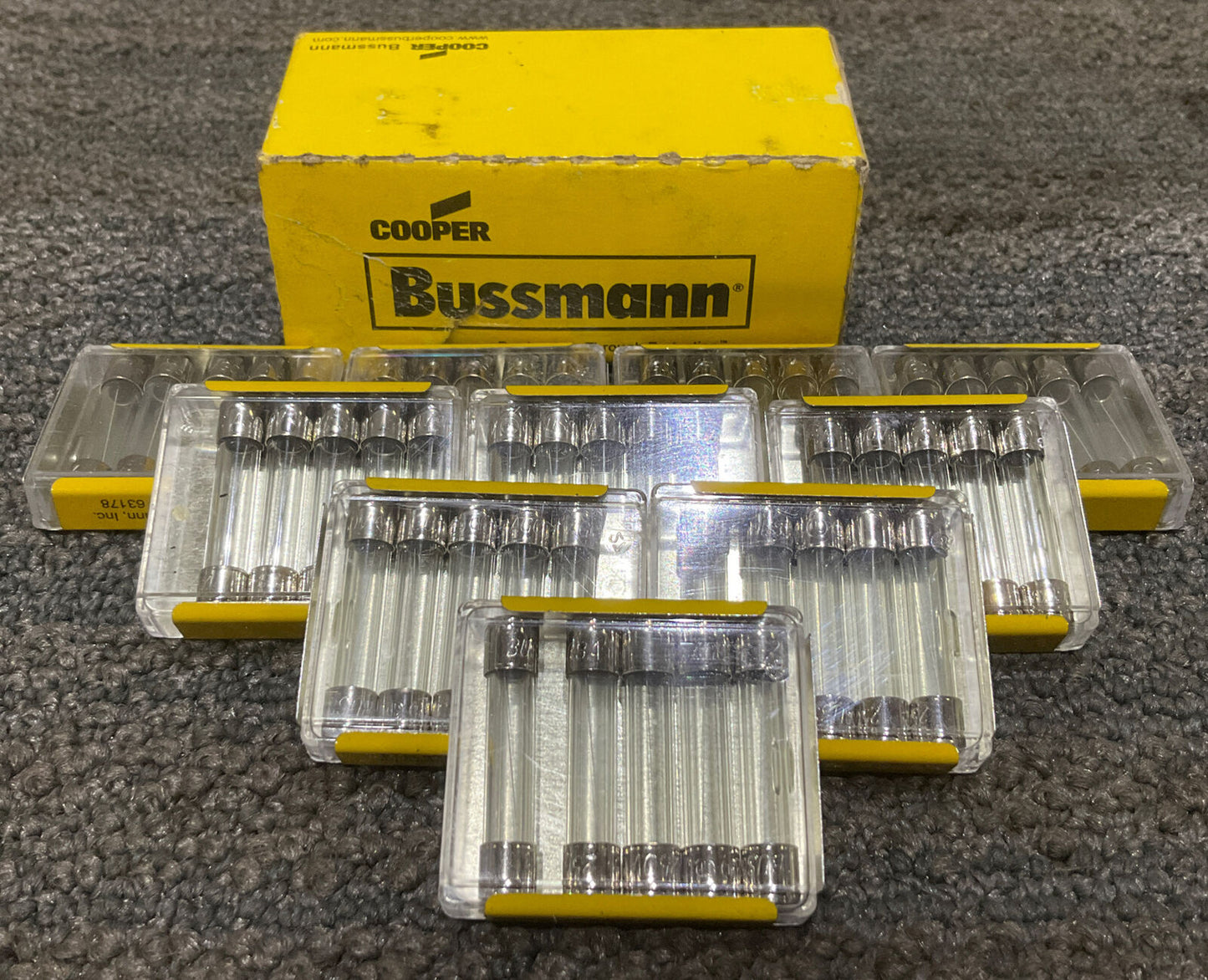 BUSSMANN AGC-3 BUSS FUSES 222 LOT OF 50