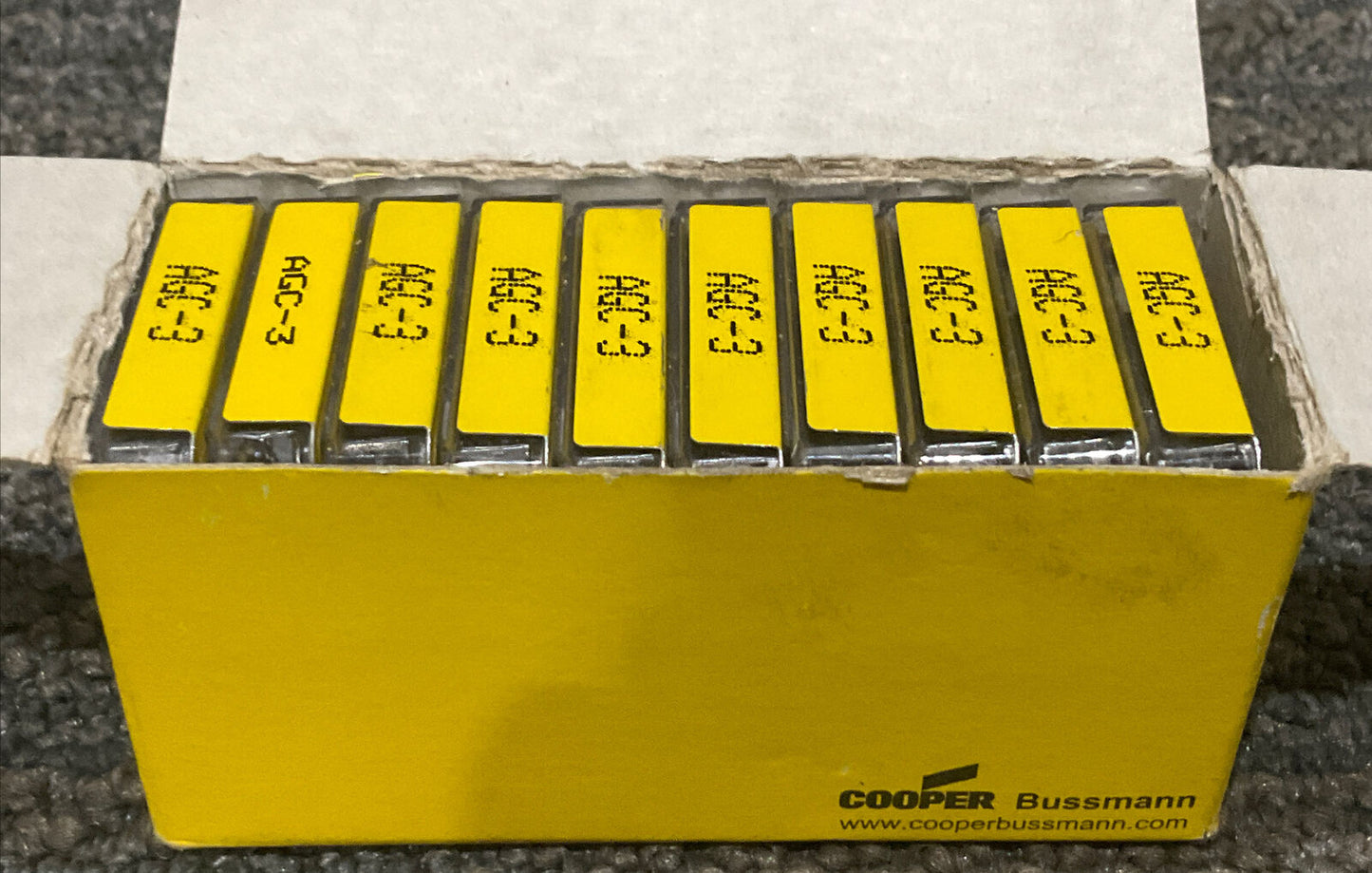 BUSSMANN AGC-3 BUSS FUSES 222 LOT OF 50