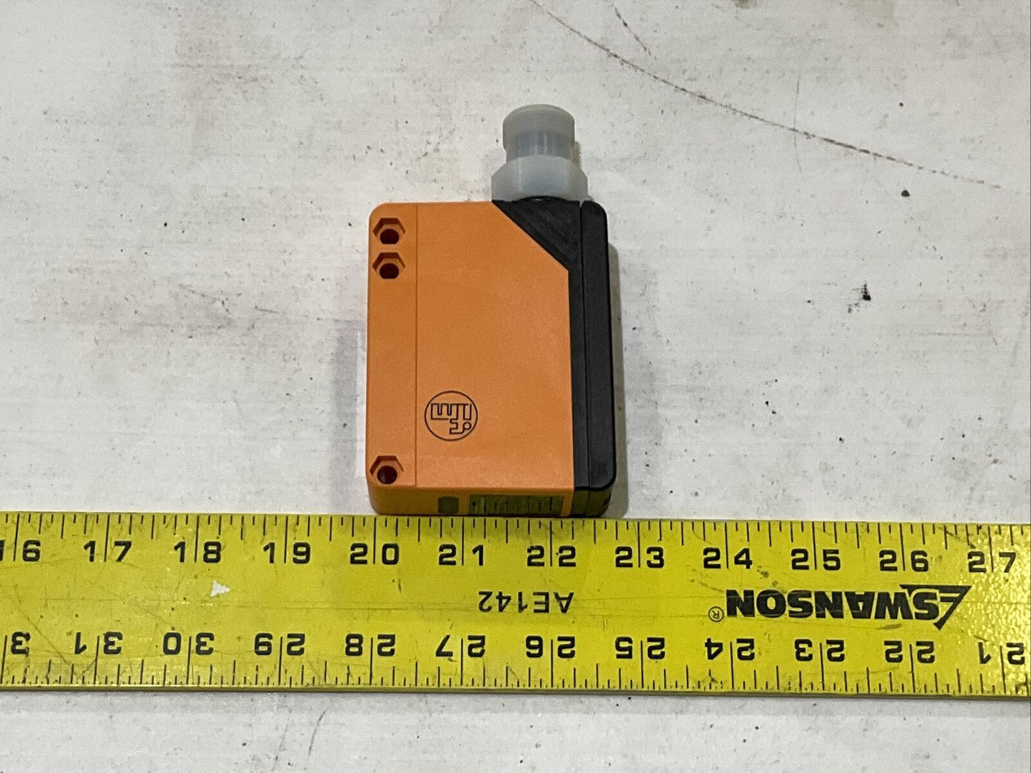 IFM EFECTOR 200 OA3500 DIFFUSE REFLECTION SENSOR 222