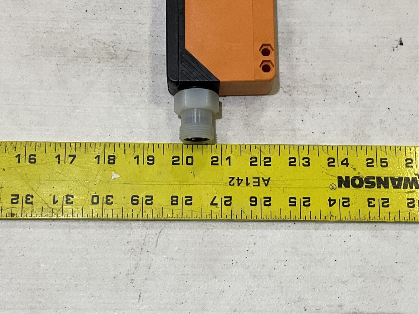 IFM EFECTOR 200 OA3500 DIFFUSE REFLECTION SENSOR 222