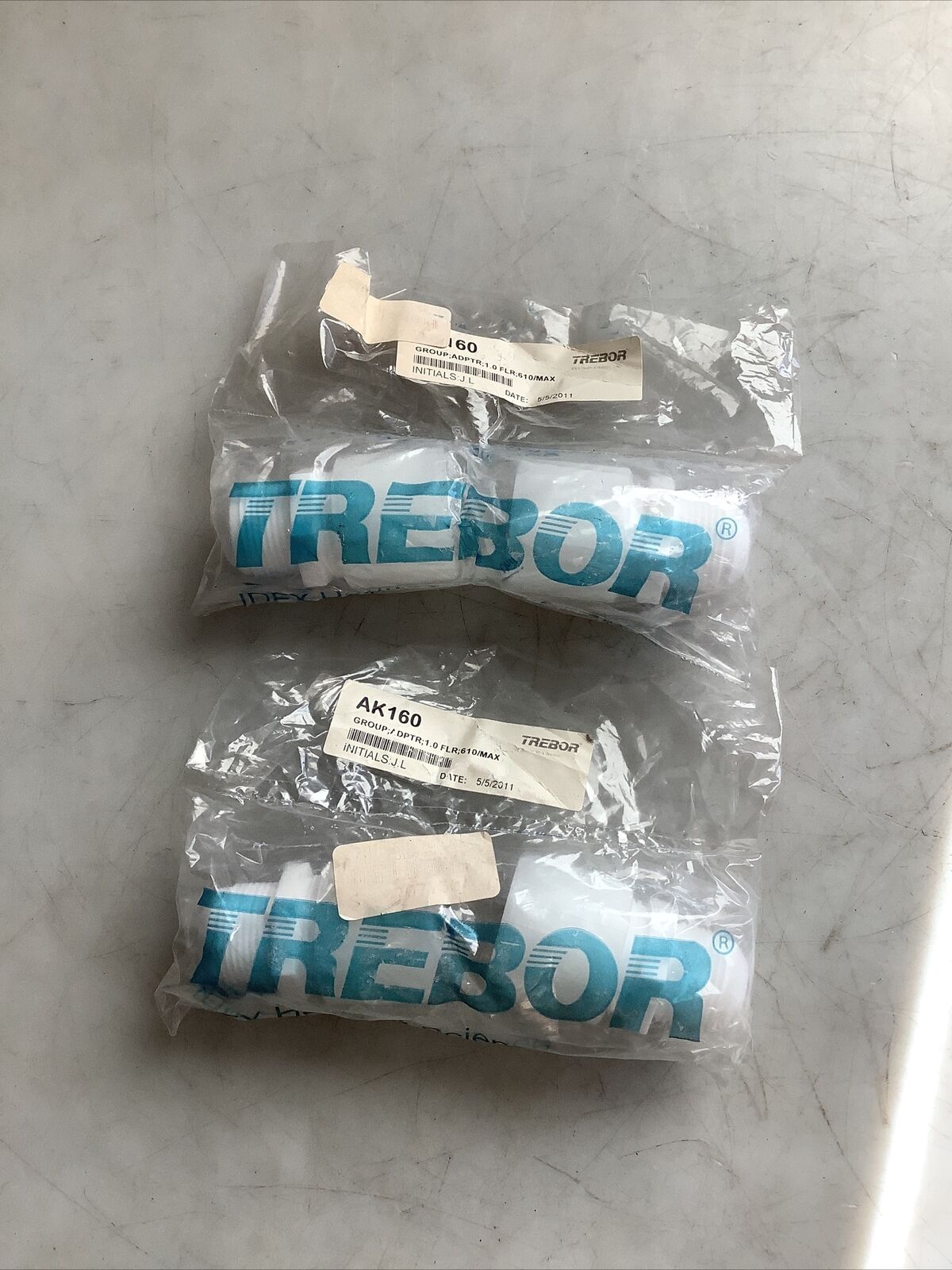 TREBOR AK160 GROUP ADAPTER 1.0FLR - LOT OF 2