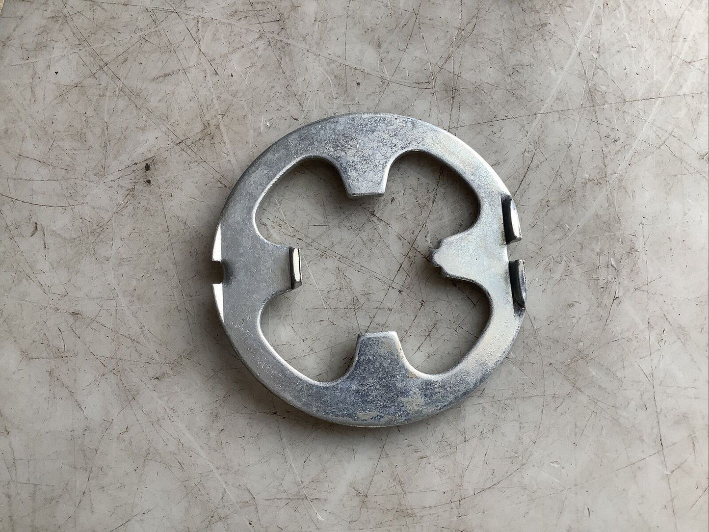 FISHER 1B812325082 VALVE POSITIONING PLATE
