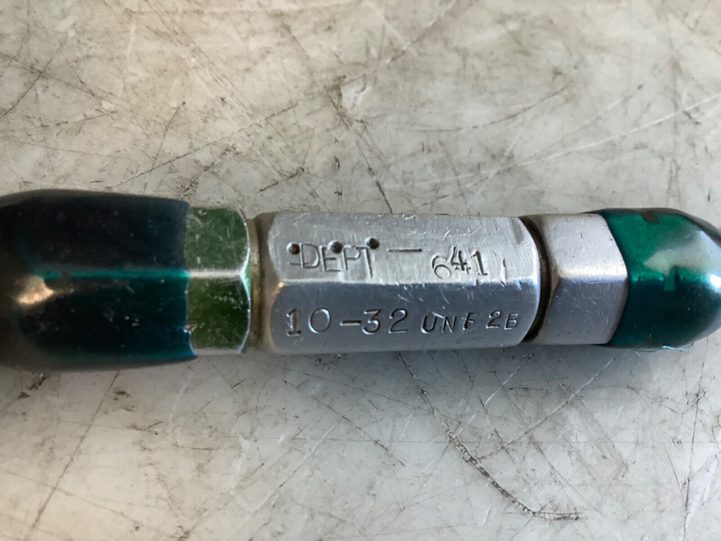 10-32 UNF-2B THREAD PLUG GAGE GO/NOGO .1697/.1736 333
