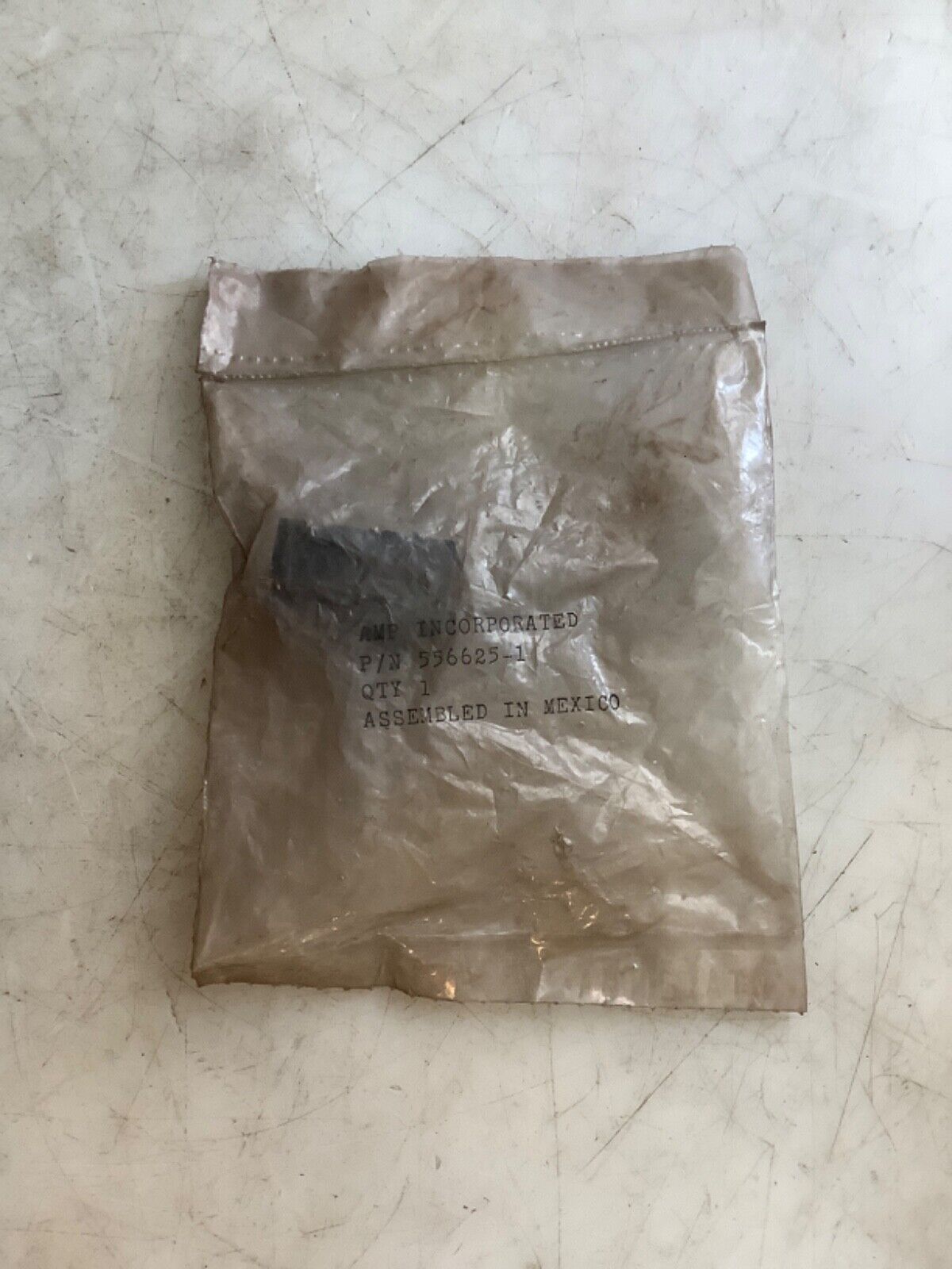 TE CONNECTIVITY AMP CONNECTORS 556625-1 MODULAR JACK 444 - QTY 6