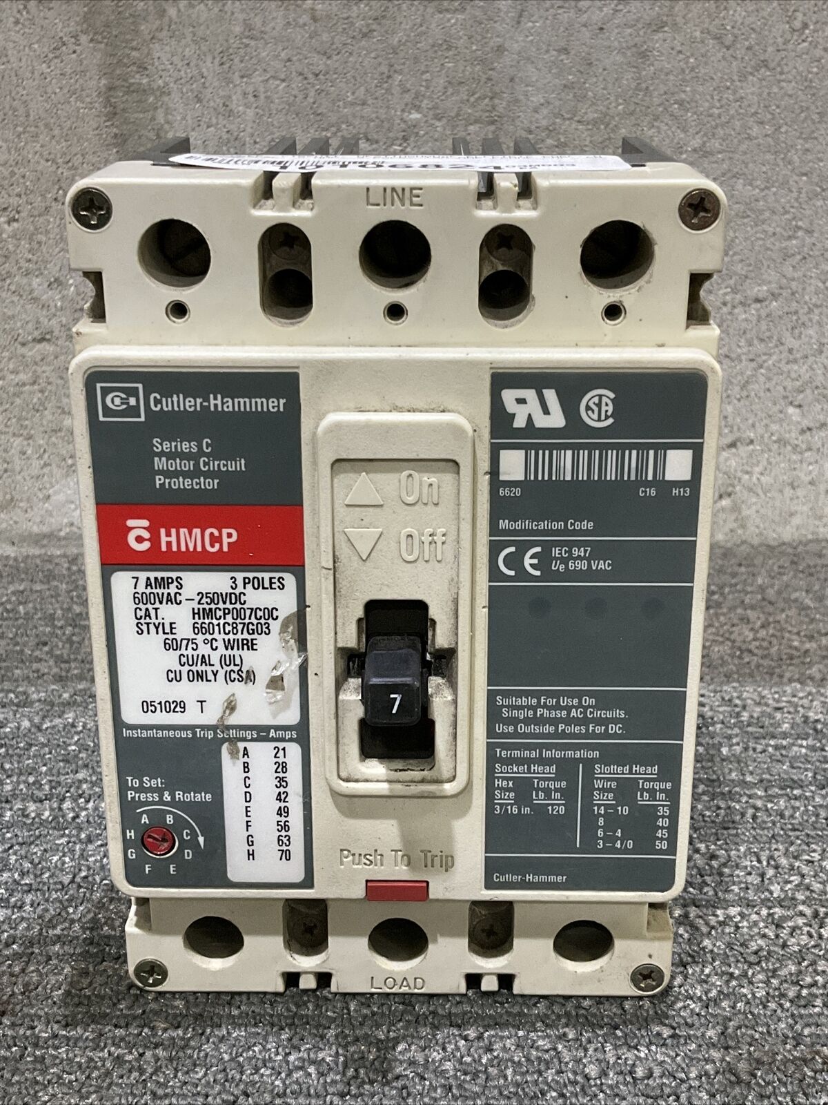 CUTLER HAMMER HMCP HMCP007COC CIRCUIT BREAKER 7 AMP 3 POLE 600VAC-250VDC 678