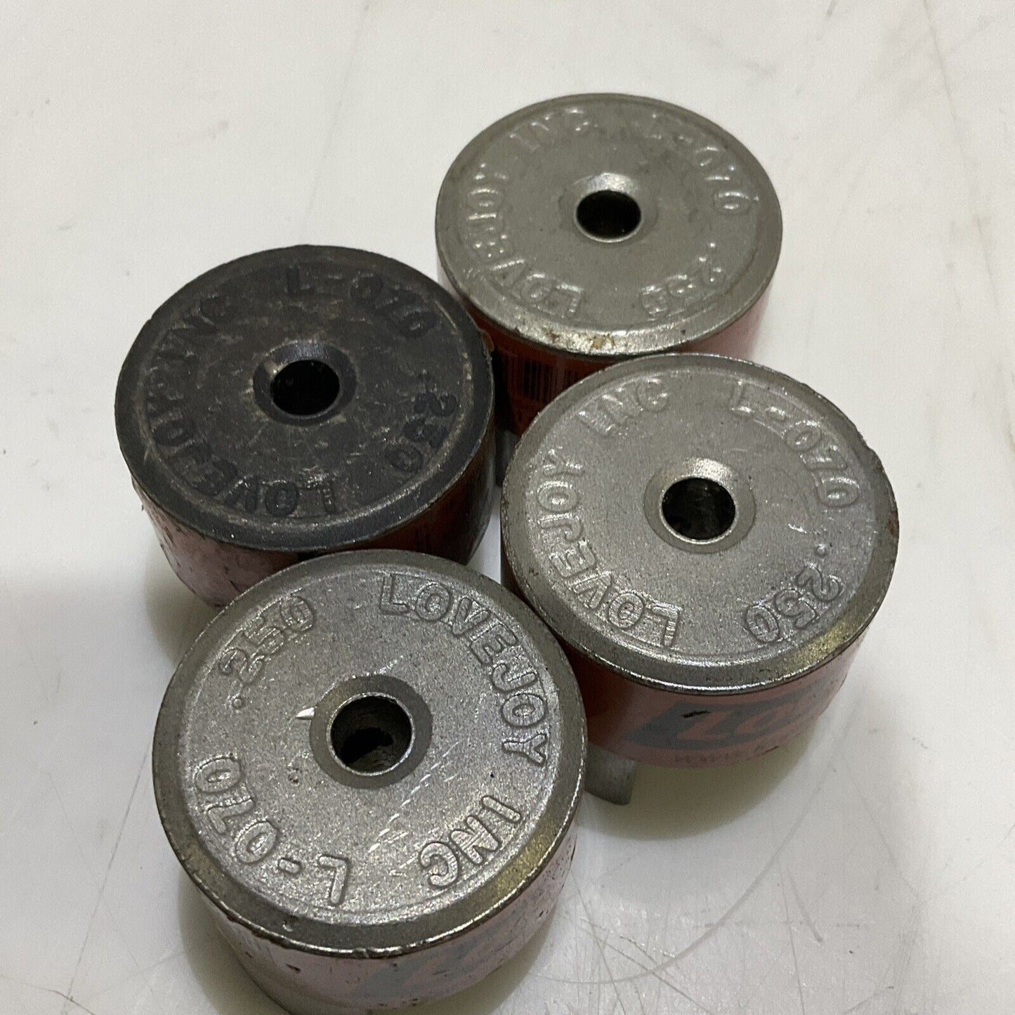 LOVEJOY L-070 .250 COUPLING HUB 678 LOT OF 4