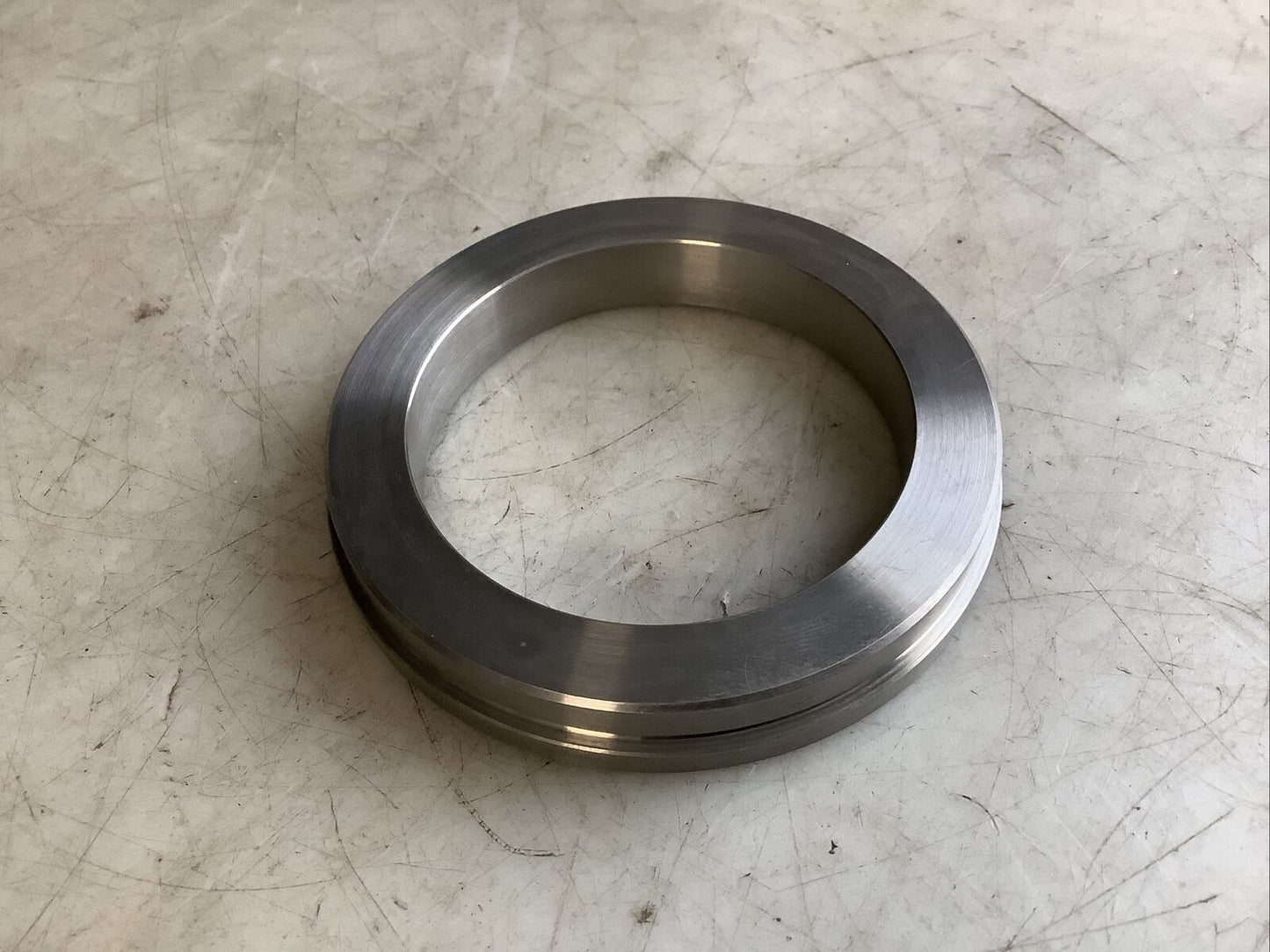 FLOWSERVE HD3A8338 THROAT BUSHING 678