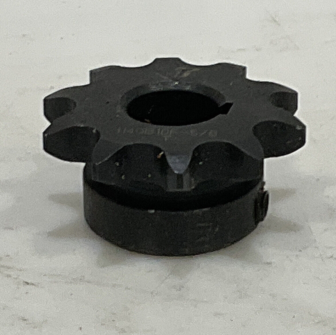 TSUBAKI H40B10F- 5/8” SINGLE STRAND FINISHED BORE SPROCKET 678