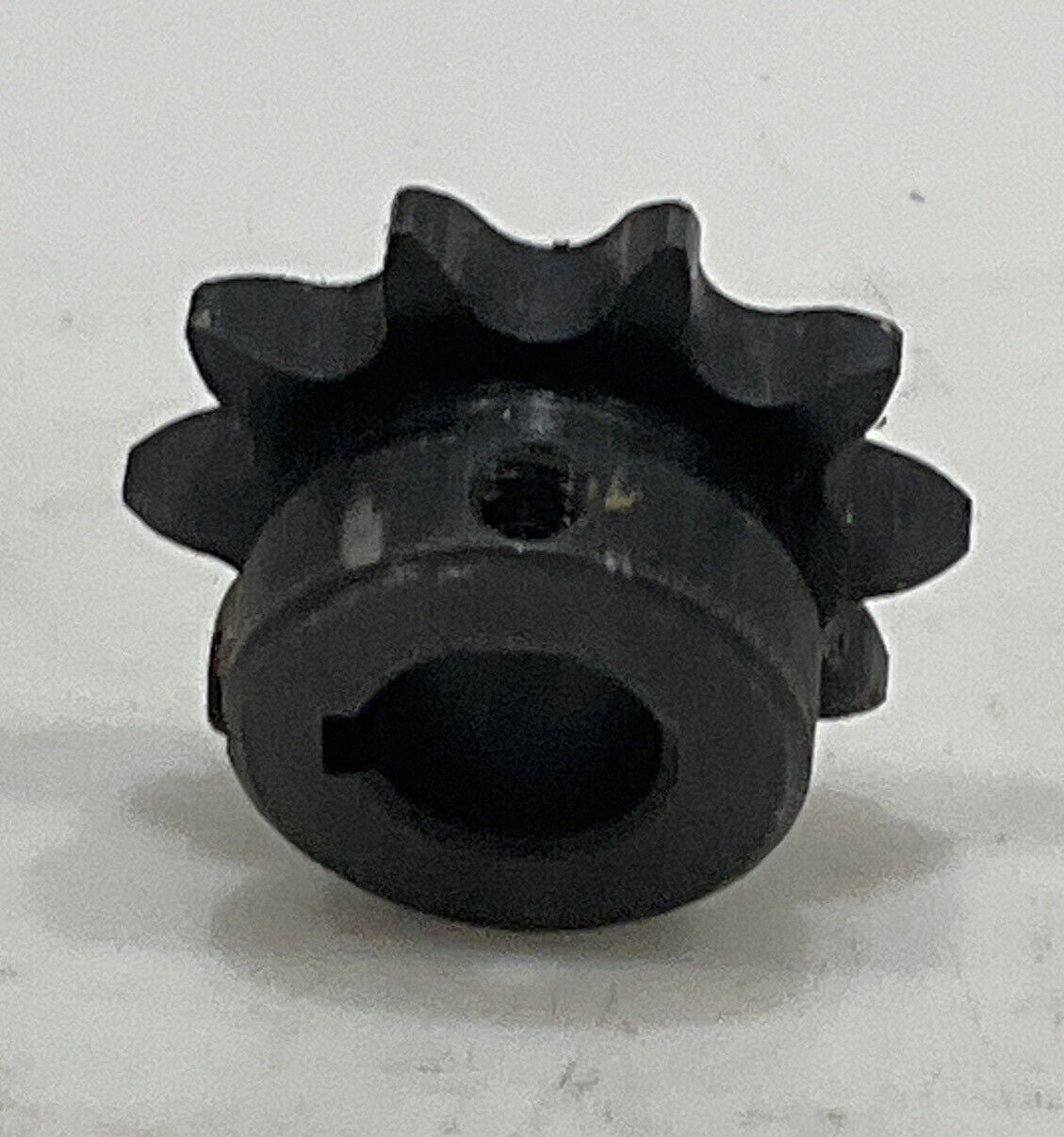 TSUBAKI H40B10F- 5/8” SINGLE STRAND FINISHED BORE SPROCKET 678