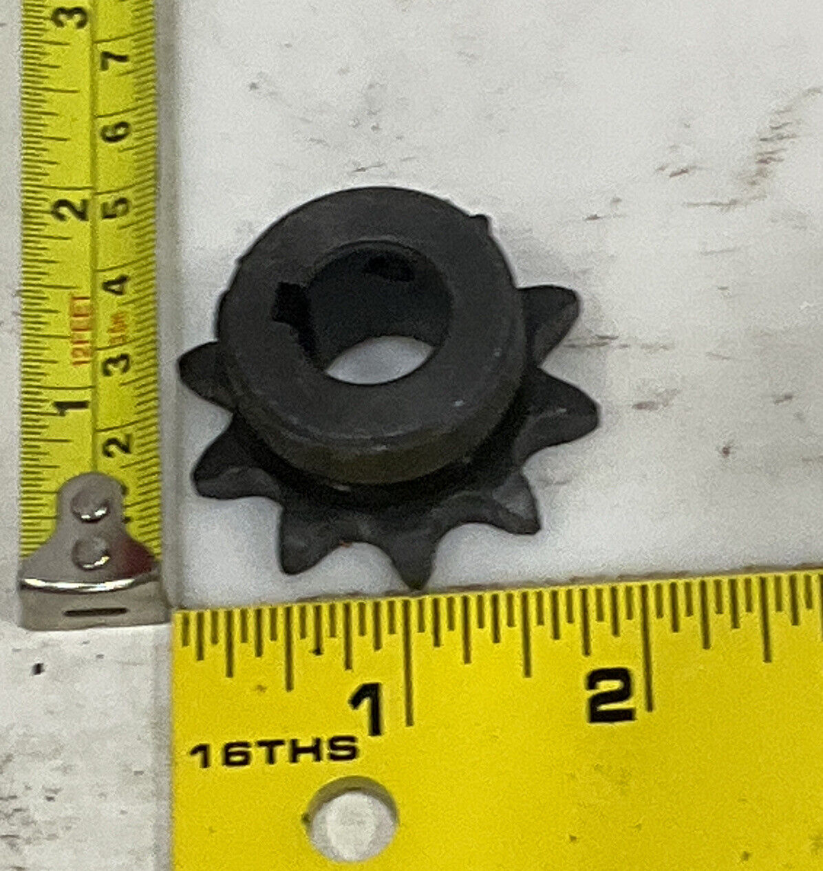 TSUBAKI H40B10F- 5/8” SINGLE STRAND FINISHED BORE SPROCKET 678