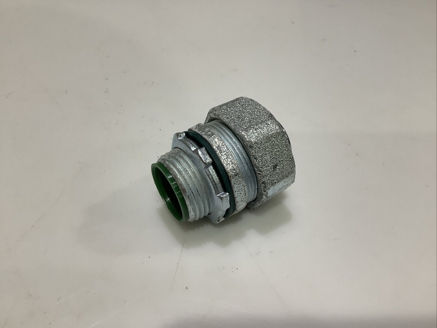 STEEL ELECTRIC SLT28T LIQUIDTIGHT CONNECTOR INSULATED 3/4IN - QTY 100 ECH BOX