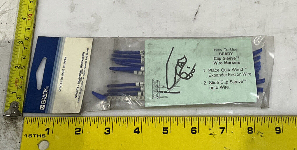 BRADY SCN-13-D CLIP-SLEEVE WIRE MARKERS LOT OF 5 476