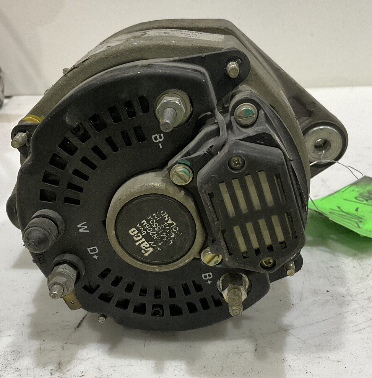 HUGO 13 0372 ALTERNATOR 28V VALEO 60A