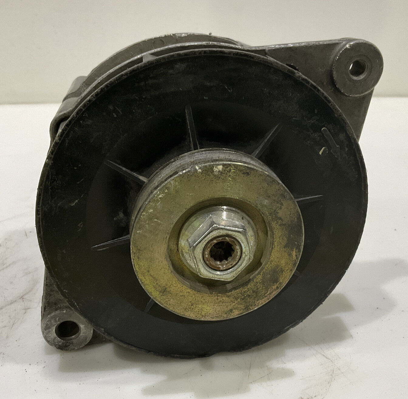 LETRIKA 423921 TEXAS ALTERNATOR 14V 75A J2 2.2UF 100V 5.221 12-251 ISKRA