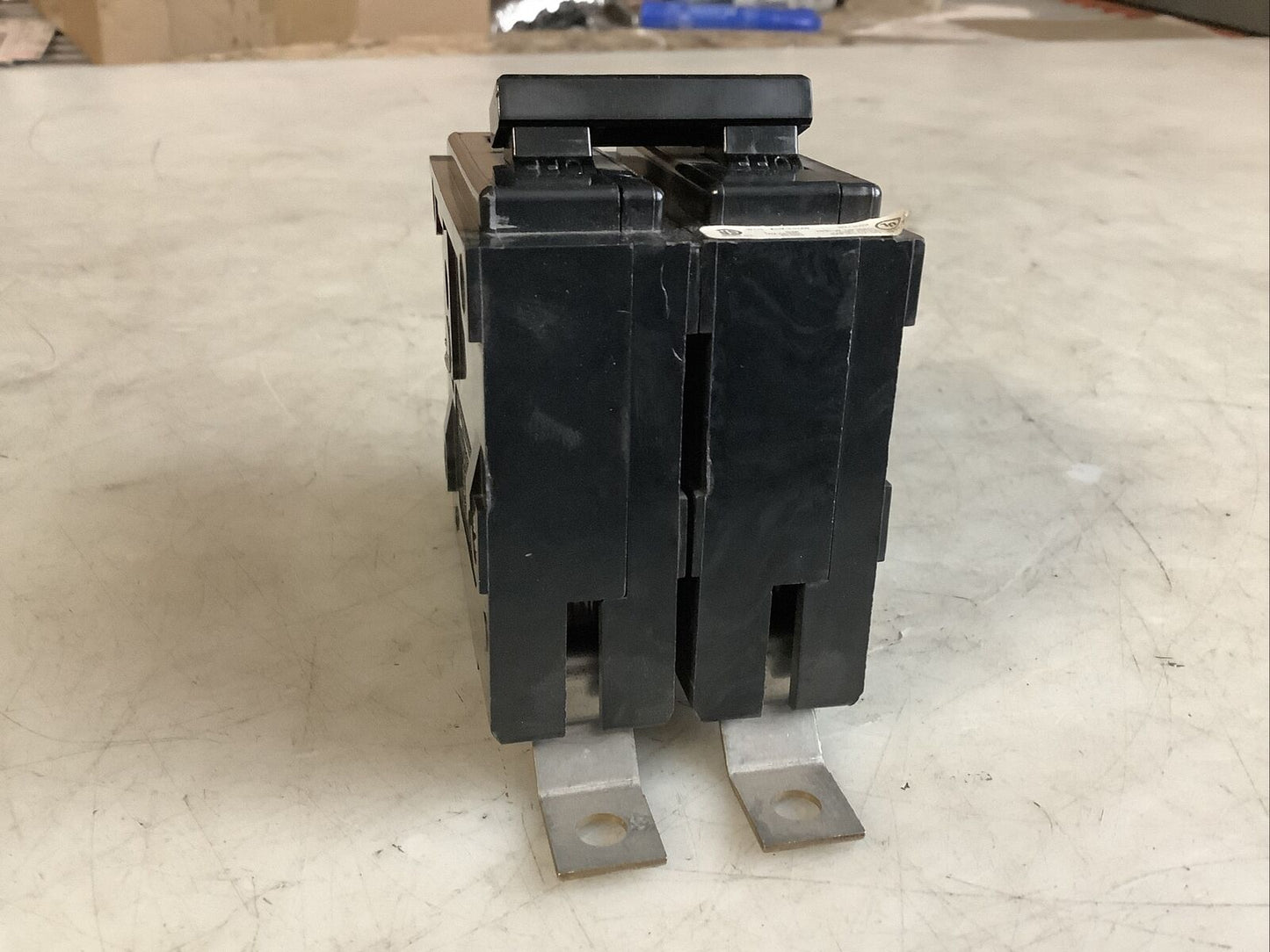 WESTINGHOUSE M1640 CIRCUIT BREAKER 20A 2 POLE 476