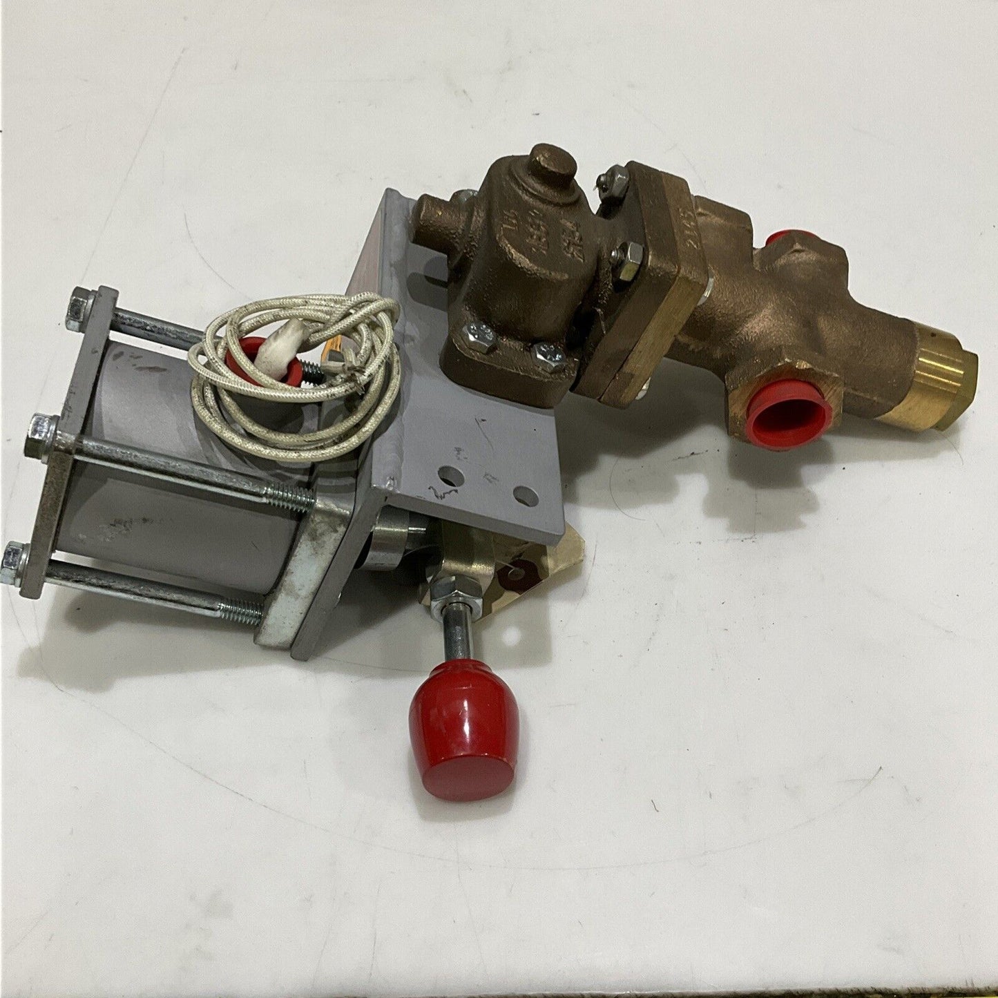 LAURENCE 3402WA79DC SOLENOID VALVE 125 DC FORM “M” 125 PSI AIR 476