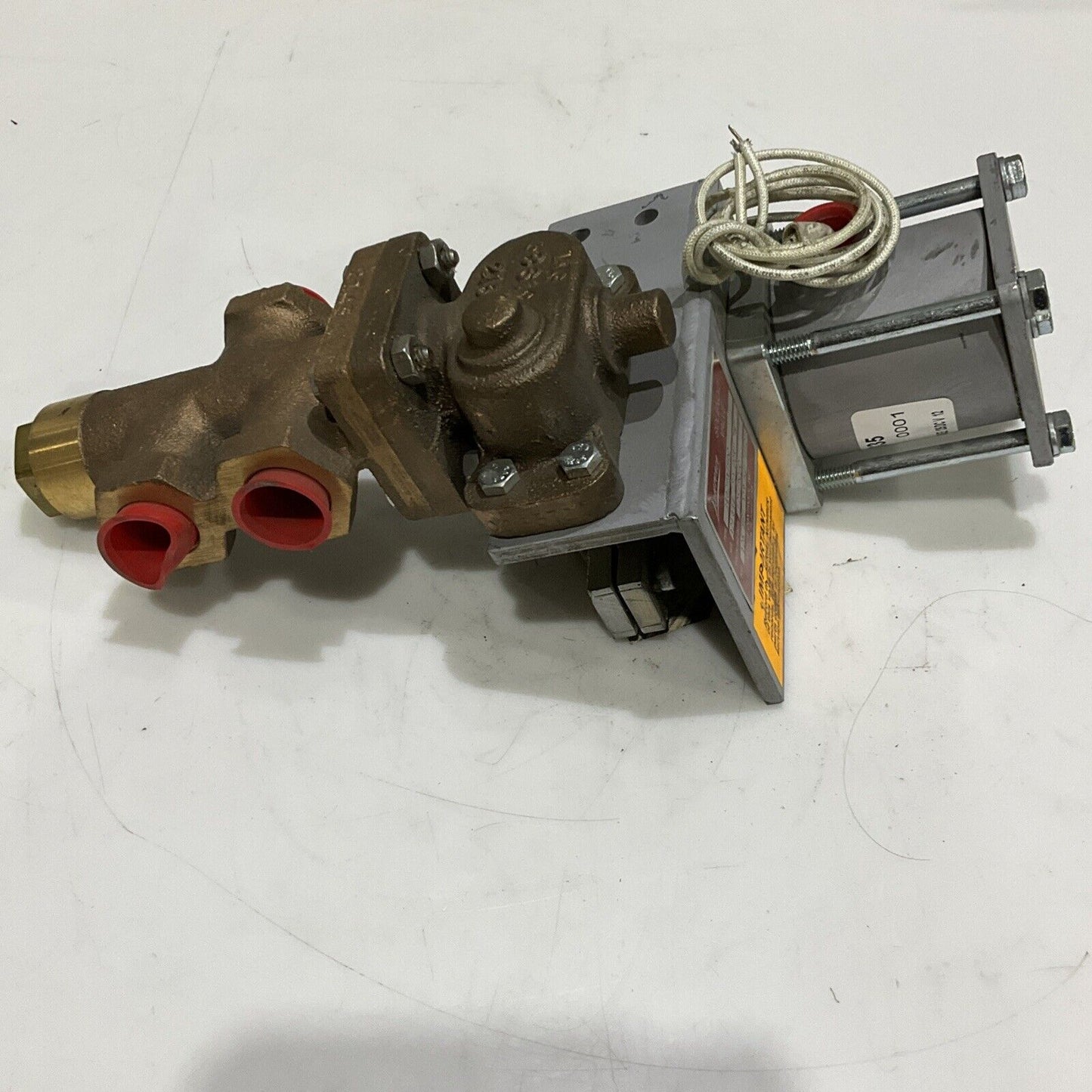 LAURENCE 3402WA79DC SOLENOID VALVE 125 DC FORM “M” 125 PSI AIR 476
