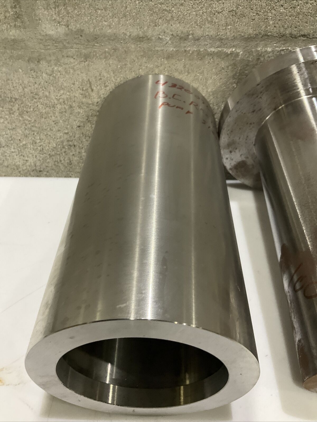4320076237 PUMP SLEEVE 476