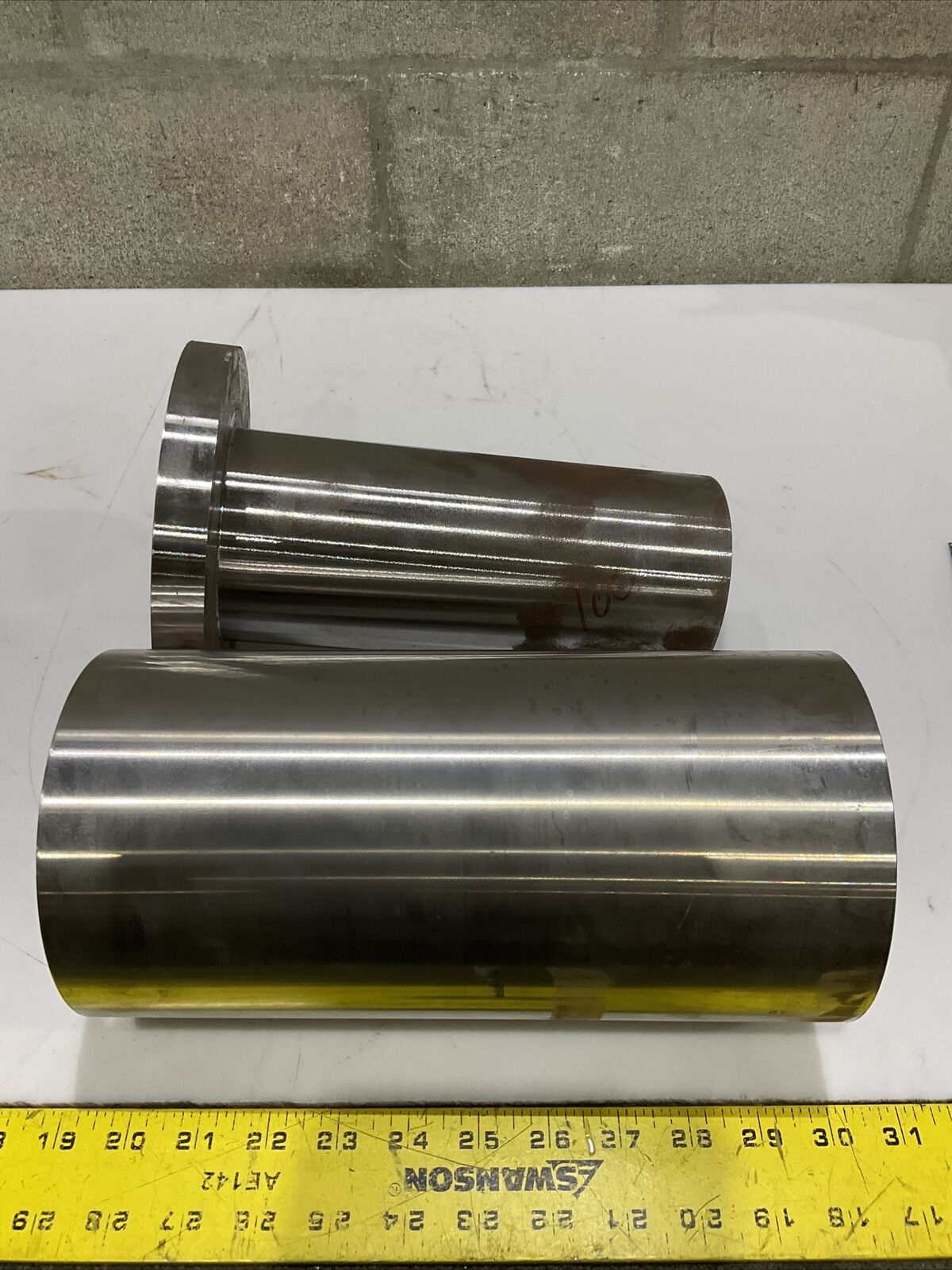 4320076237 PUMP SLEEVE 476