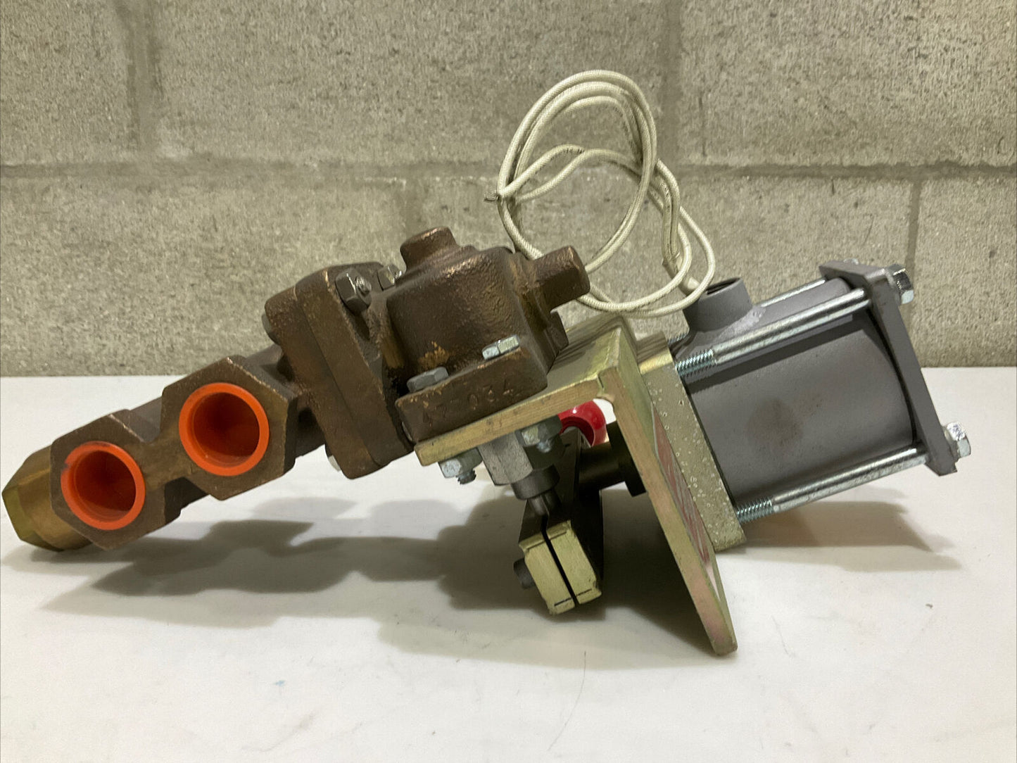 LAURENCE 3402WA79DC SOLENOID VALVE 125 DC FORM “M” 125 PSI AIR 476