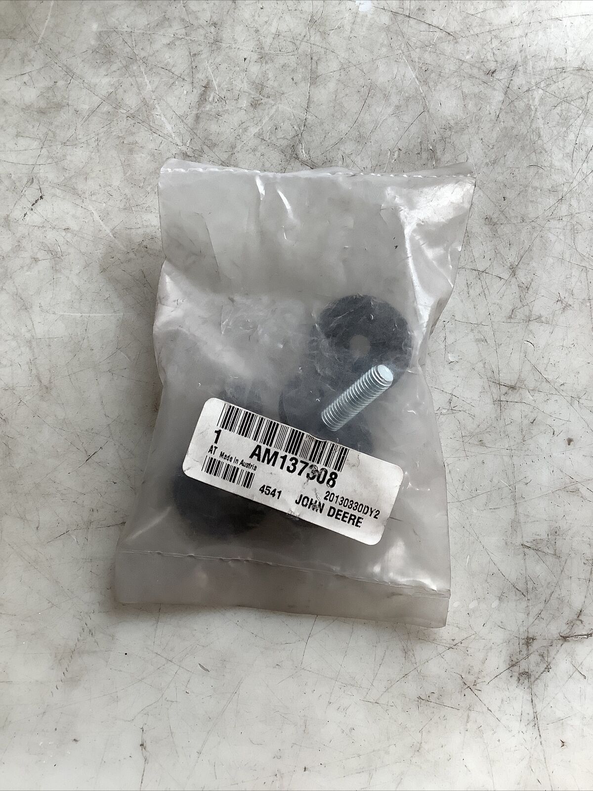 JOHN DEERE AM137308 HARDWARE KIT 476