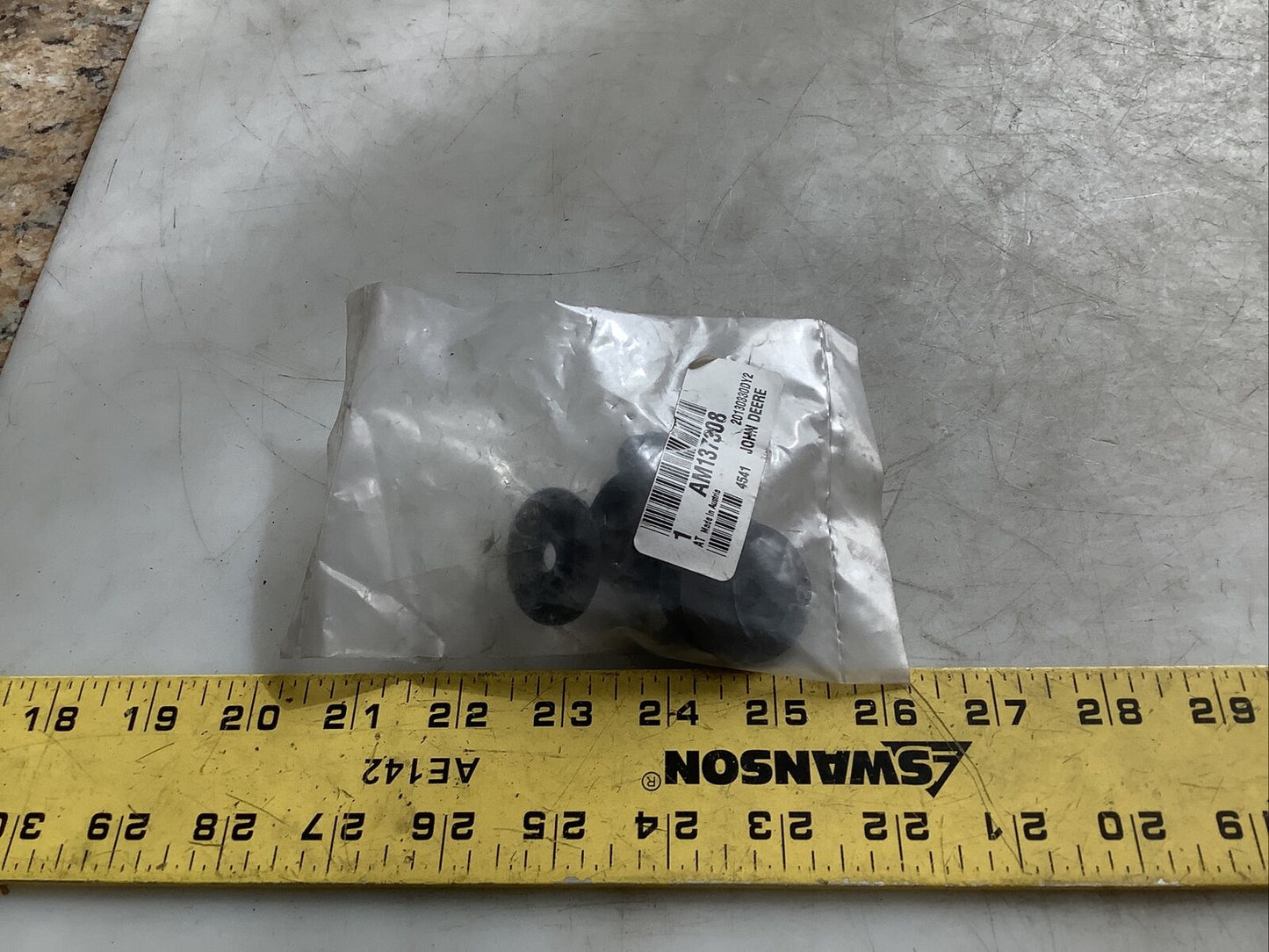 JOHN DEERE AM137308 HARDWARE KIT 476