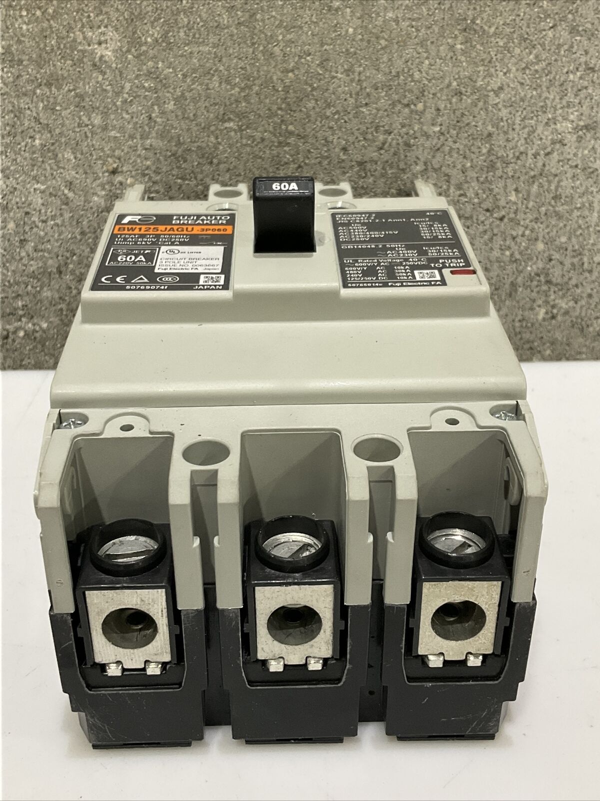 FUJI ELECTRIC BW125JAGU-3P060 BREAKER, BW9V0CA HANDLE, SCE12EL1206SSLP PANEL CDM