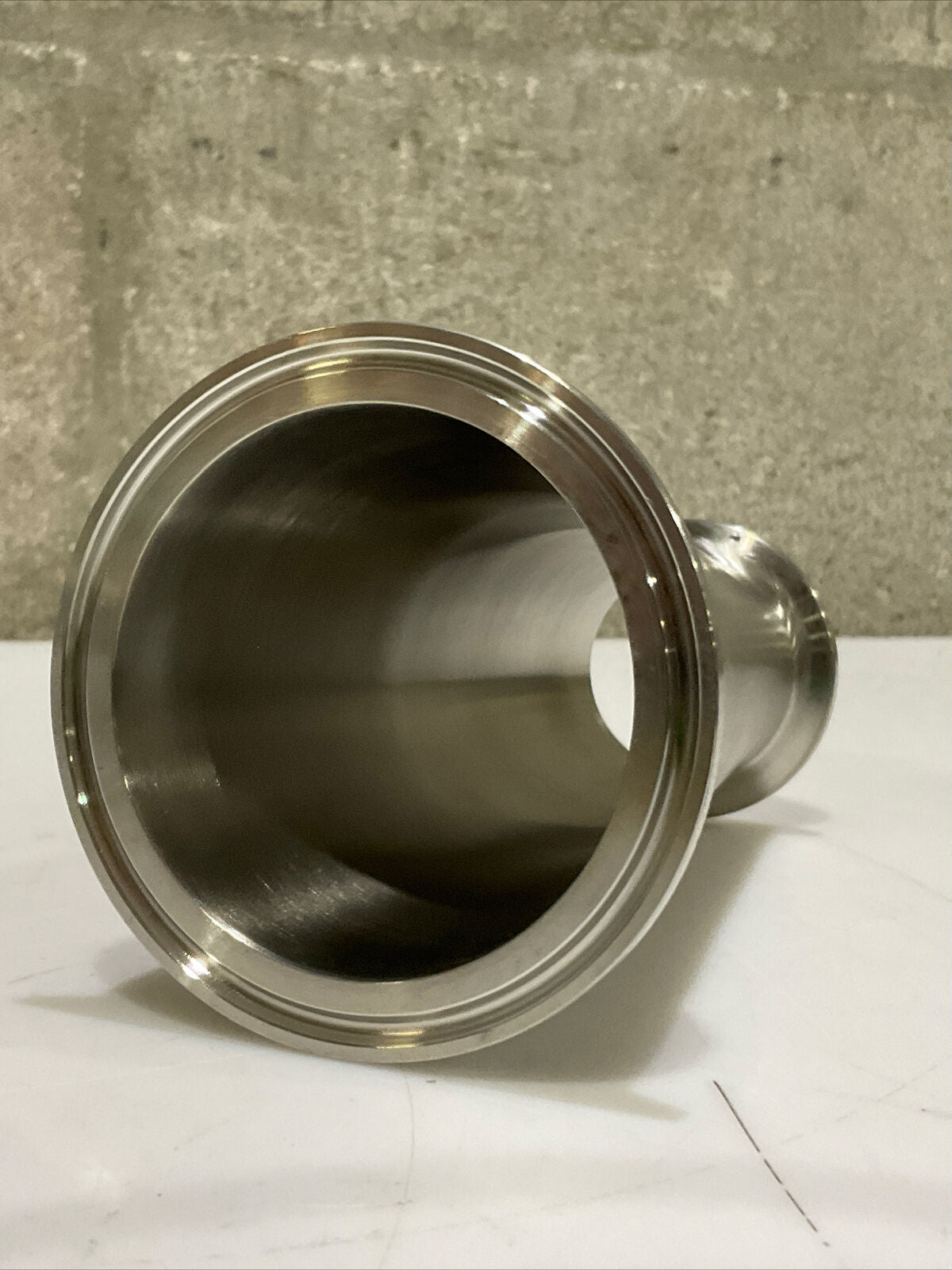 VNE EG31CC6L2.5X1.5 2002121512 CONCENTRIC REDUCER CLAMP ASSEMBLY CDM