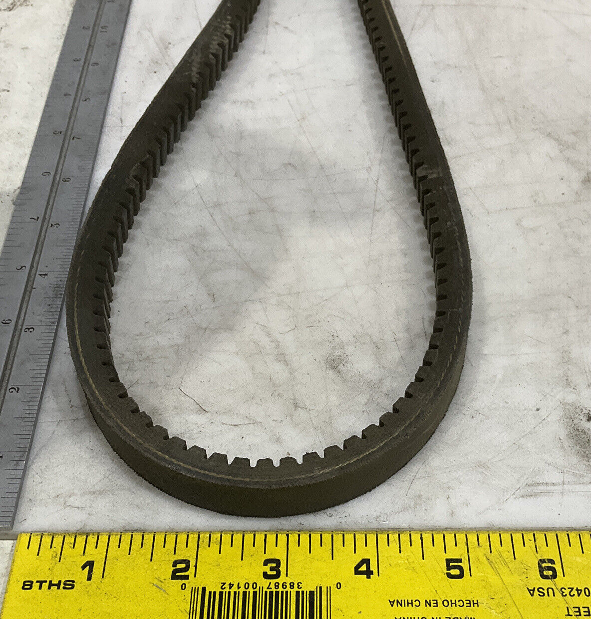 GATES 653 V-BELT LOT OF 3 476