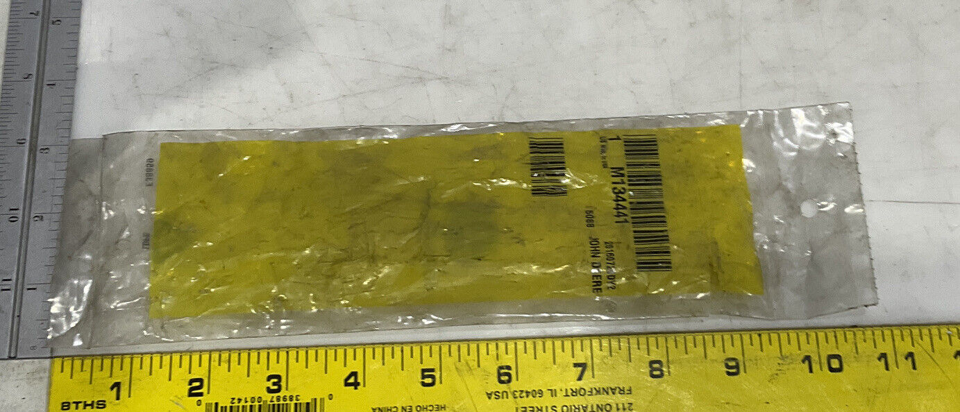 JOHN DEERE M134441 EQUIPMENT BAR 476