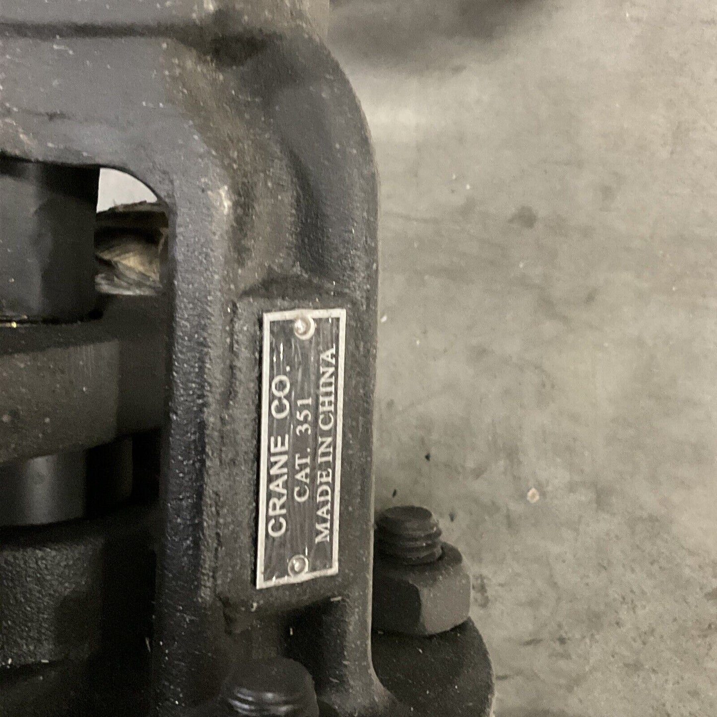 VALVE GLOBE 4" CI BODY 200 PSI NON-ASB ASME/ANSI B16.34, CRANE CO. 351