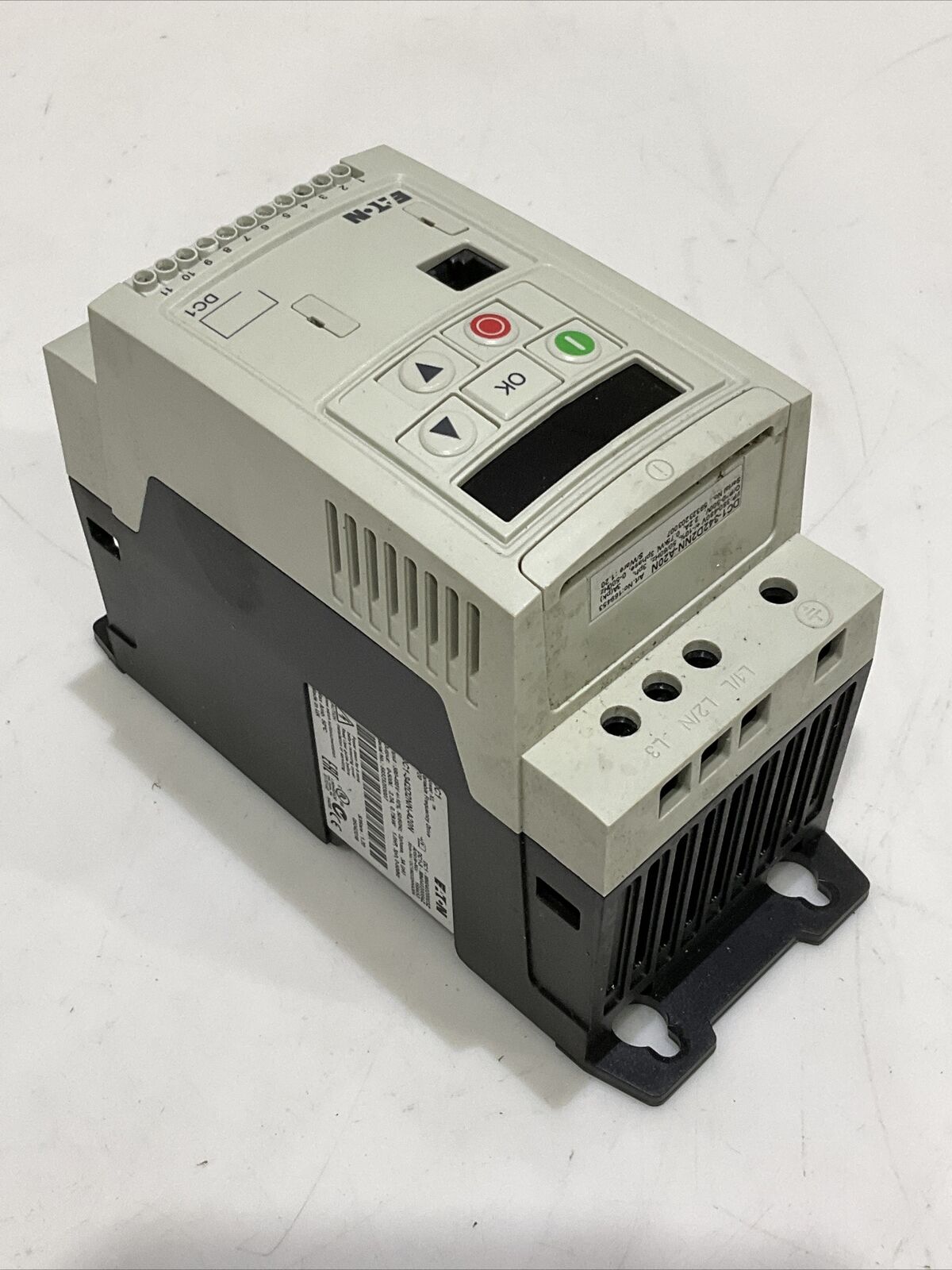 EATON 1HP DC1-342D2NN-A20N POWER XL VARIABLE FREQUENCY DRIVE IP20 CDM