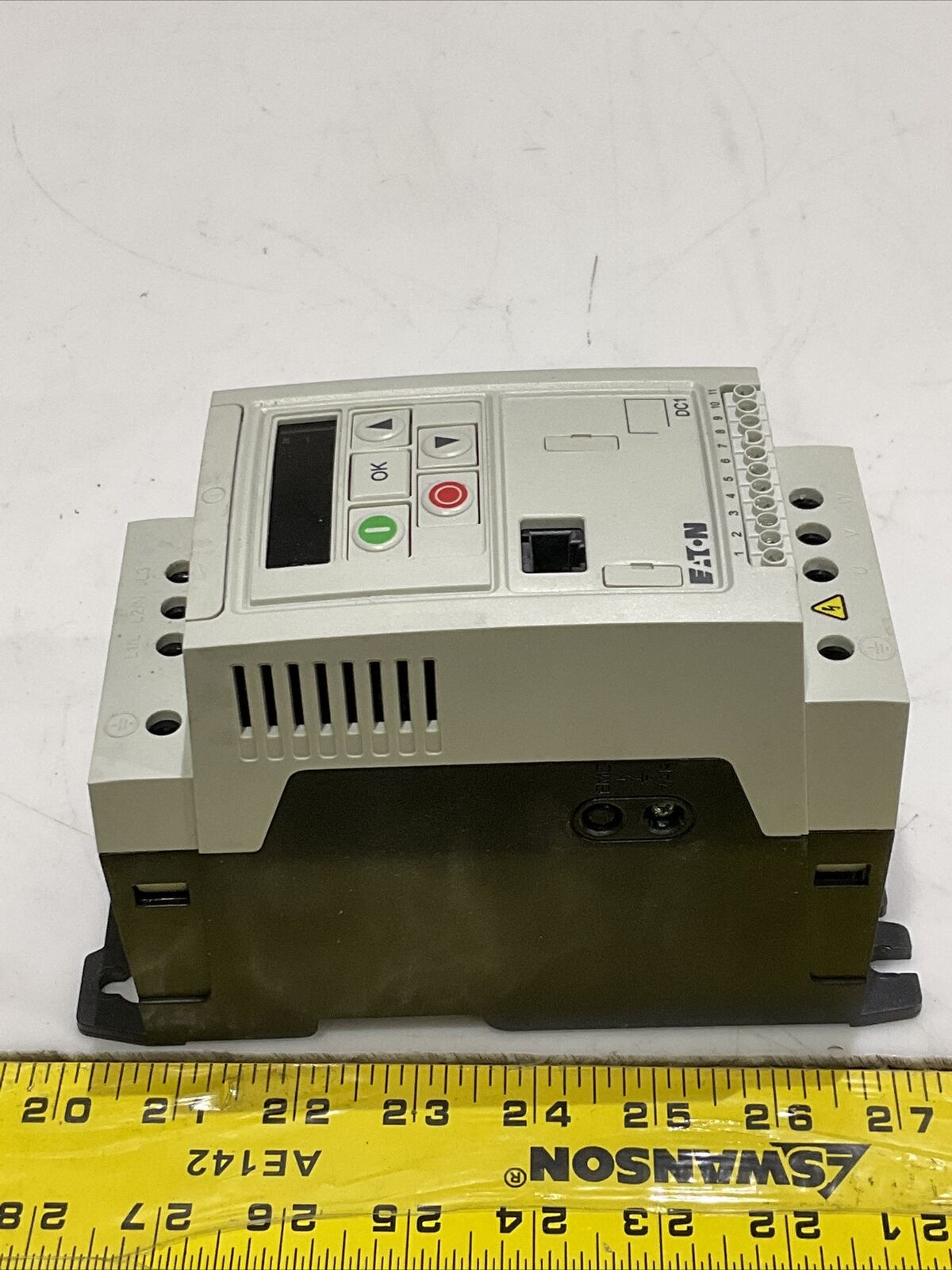 EATON 1HP DC1-342D2NN-A20N POWER XL VARIABLE FREQUENCY DRIVE IP20 CDM