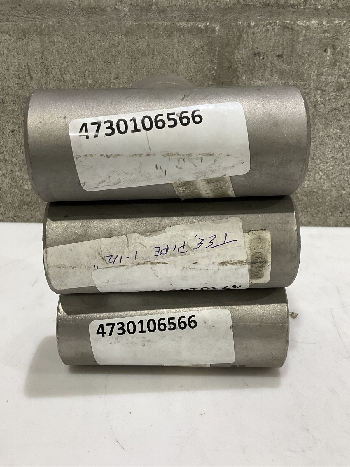 BUTTWELD SA403 WP316L PIPE TEE SCH 40 1-1/2” LOT OF 3 373