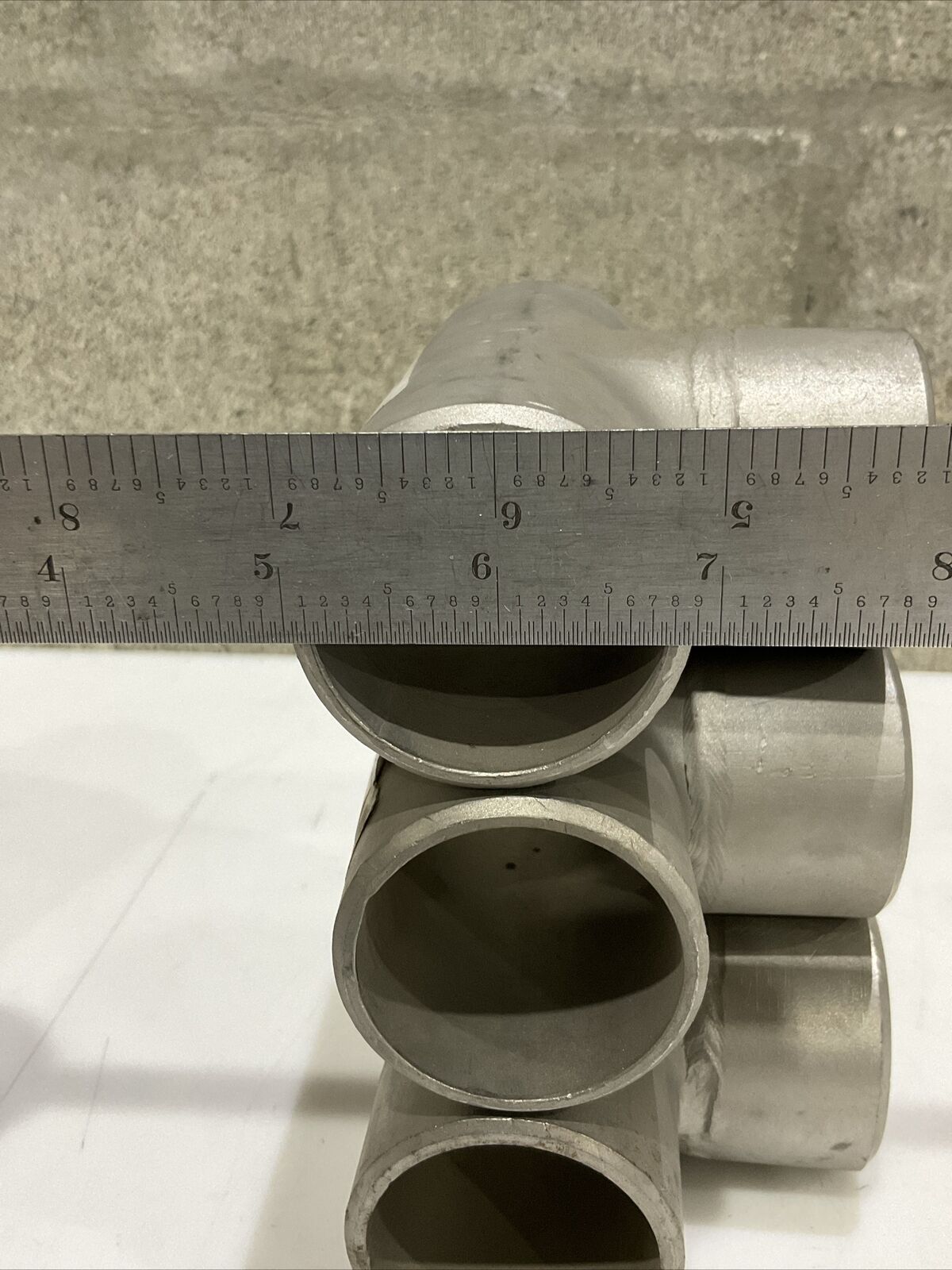 BUTTWELD SA403 WP316L PIPE TEE SCH 40 1-1/2” LOT OF 3 373