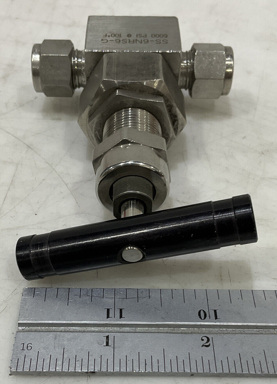 SWAGELOK SS-6NRS6-G VALVE 476