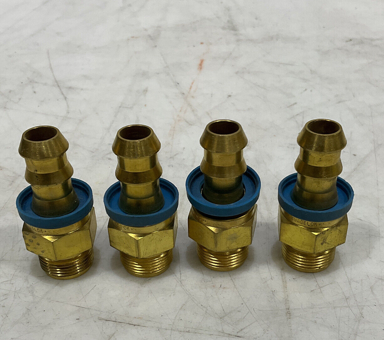 SWAGELOK B-PB8-PM8 PUSH ON HOSE FITTING LOT OF 4 476