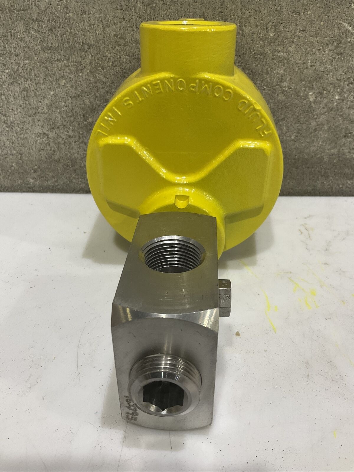 FCI FR70-4 FLOW SWITCH MONITOR .75” 2.5” S L V 5181-W 115VAC 60HZ 7VA 373
