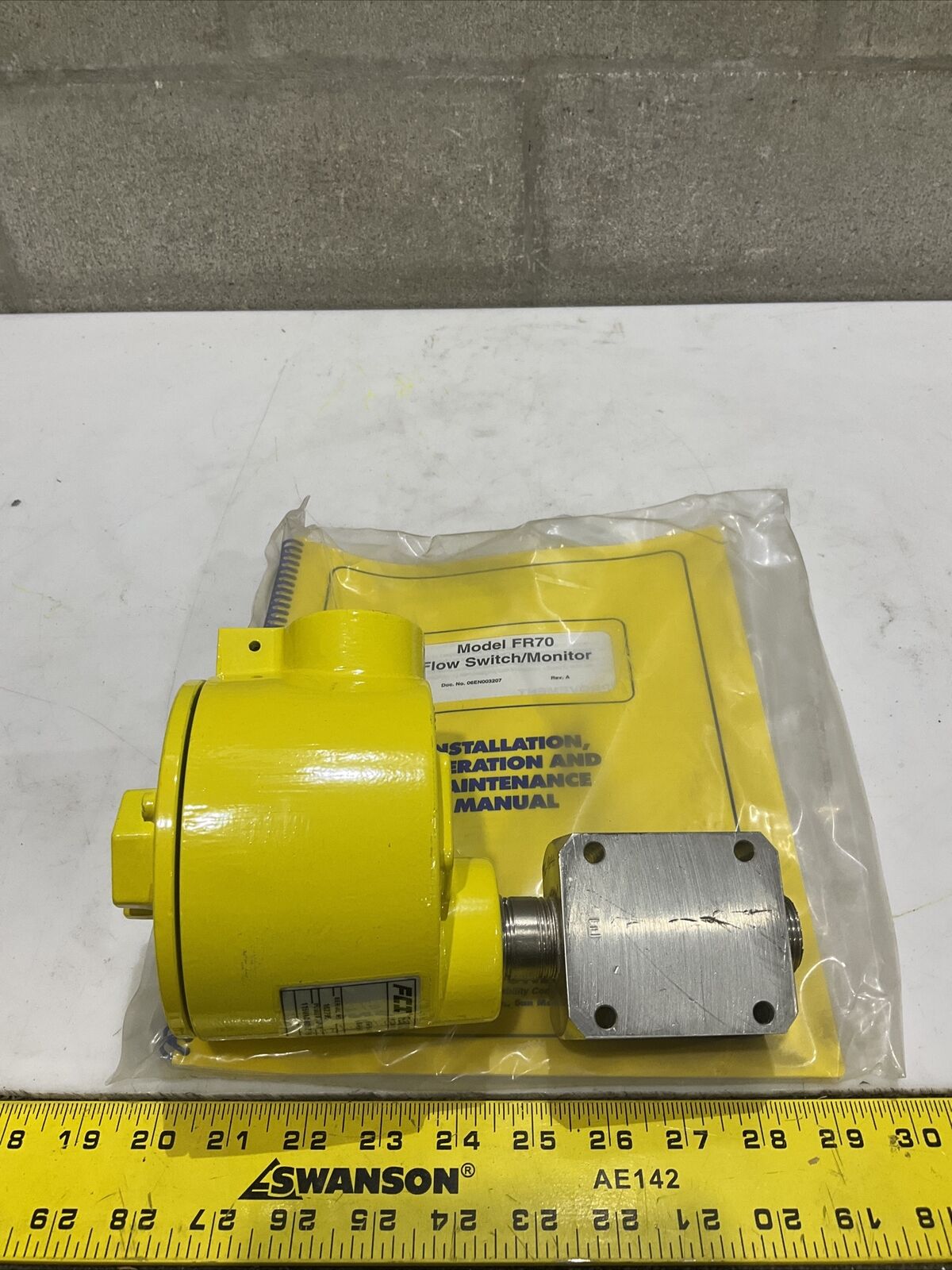 FCI FR70-4 FLOW SWITCH MONITOR .75” 2.5” S L V 5181-W 115VAC 60HZ 7VA 373