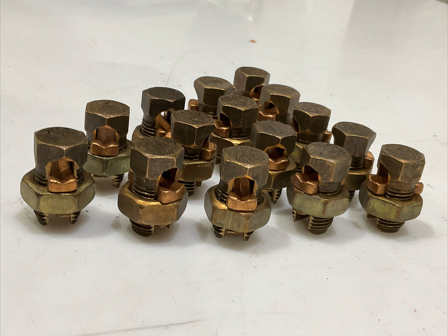THOMAS & BETTS AH DB 8-4 SOL 2.5-16 SPLIT BOLT CABLE CONNECTERS LOT OF 15 373