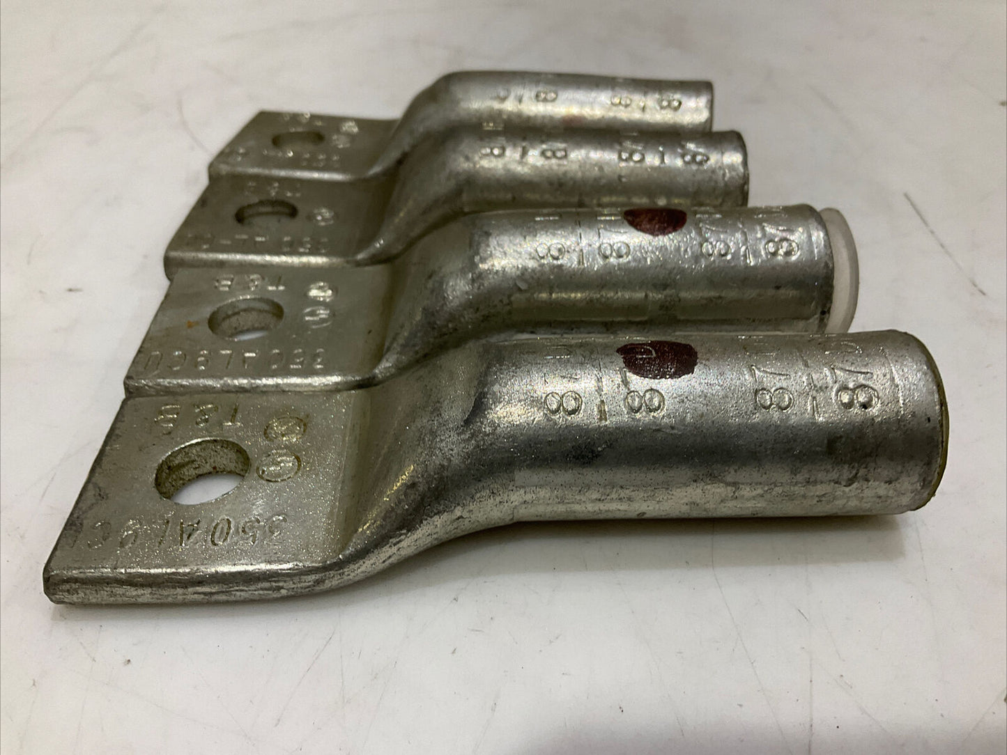 T&B 60165 350MCM BRN 1H ALCU LUG LOT OF 4 373