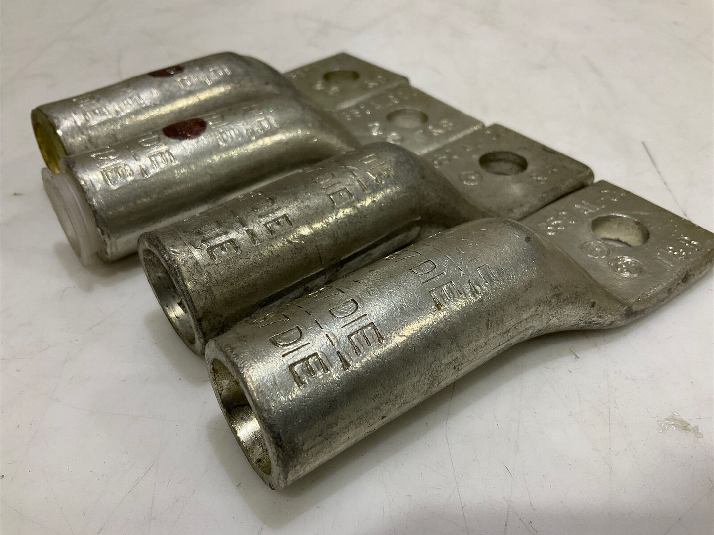 T&B 60165 350MCM BRN 1H ALCU LUG LOT OF 4 373