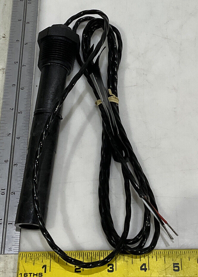 LEEDS AND NORTHRUP 4905-01-44-009-7 CONDUCTIVITY CELL 373