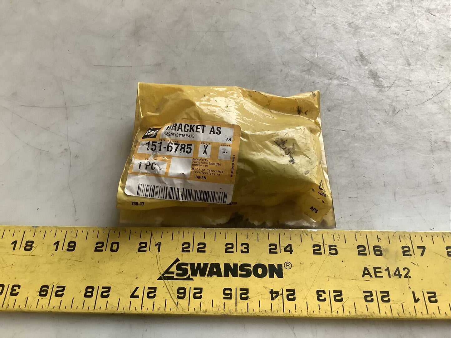 CAT 151-6785 BRACKET 476