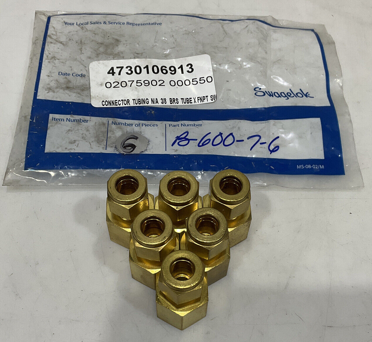 SWAGELOK B-600-7-6 TUBING CONNECTOR LOT OF 6 373