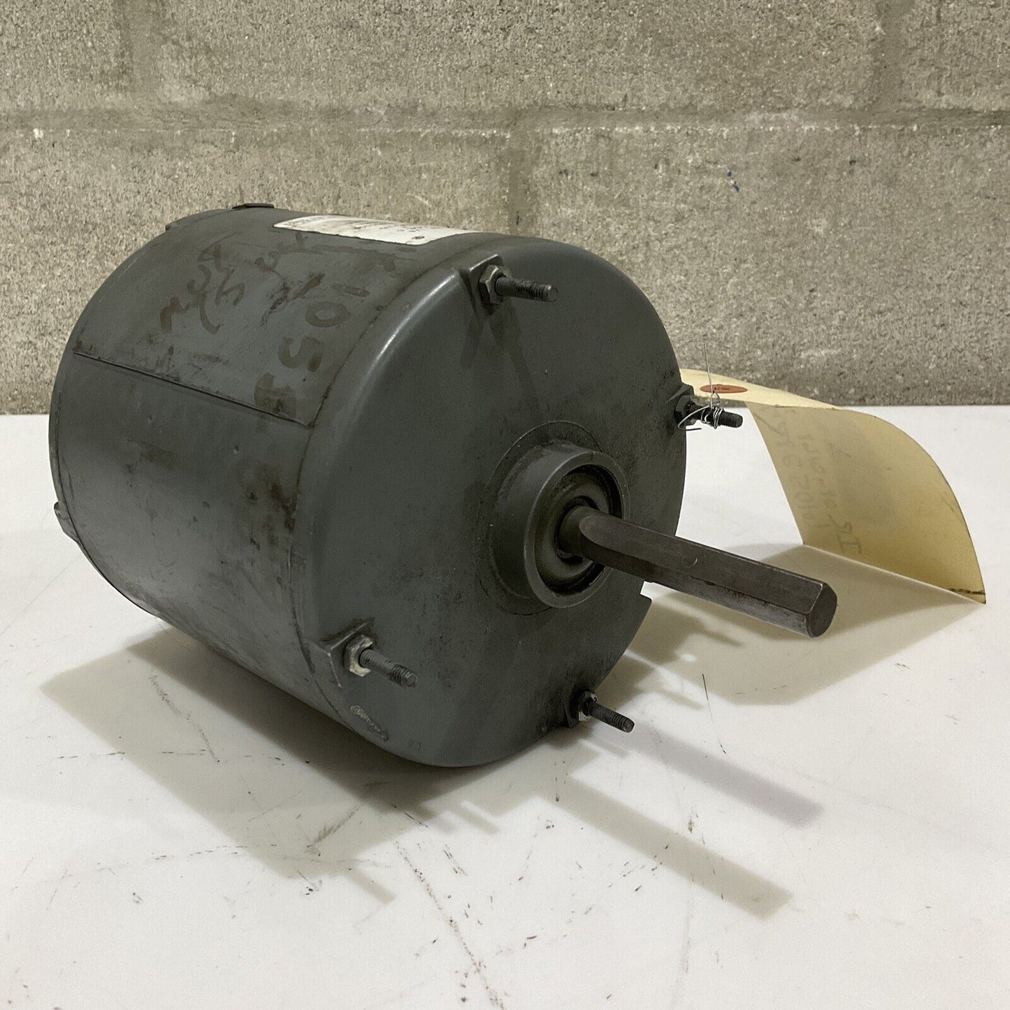 MARATHON ELECTRIC FWA48A17T65B MOTOR 1 PH 60 HZ 1550 RPM 115 VOLT 1/8 HP 373