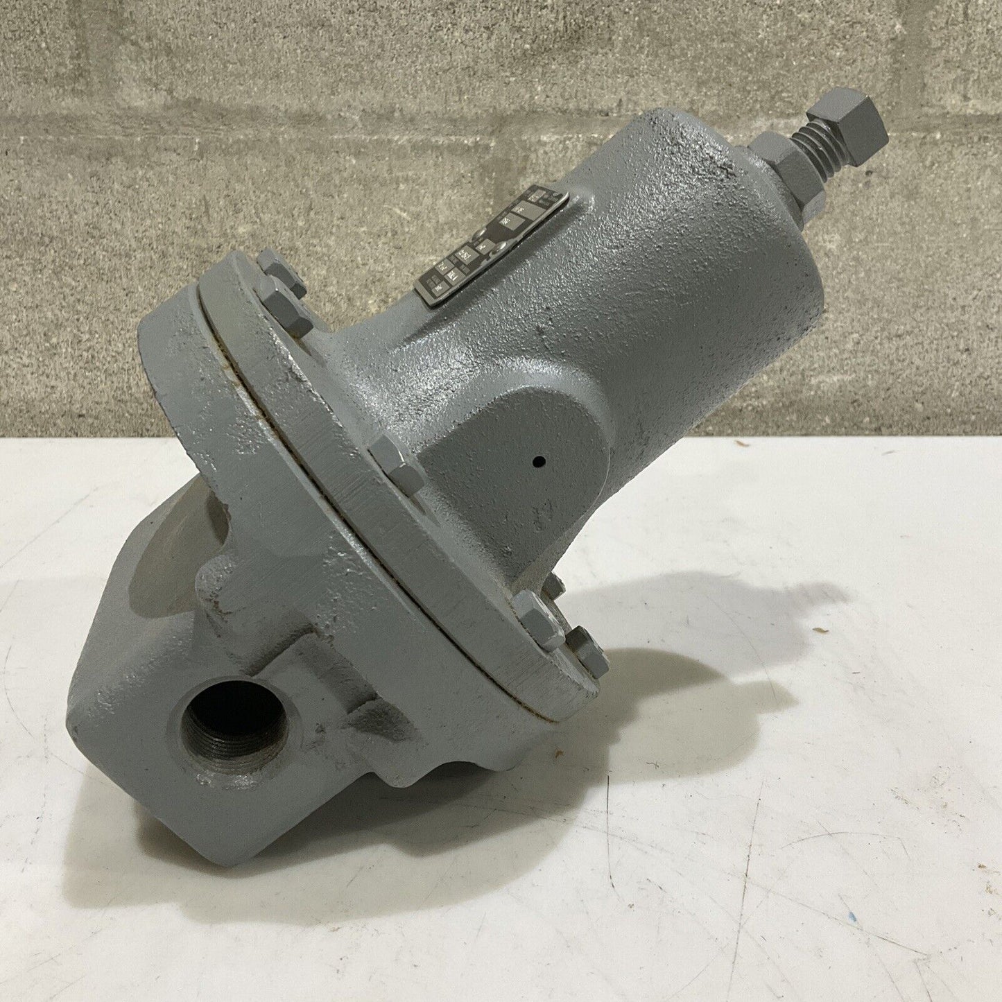FISHER H-22 11-89 98H-22 T-70139-1 BACKPRESSURE REGULATOR 3/4” 70-140 LB 373