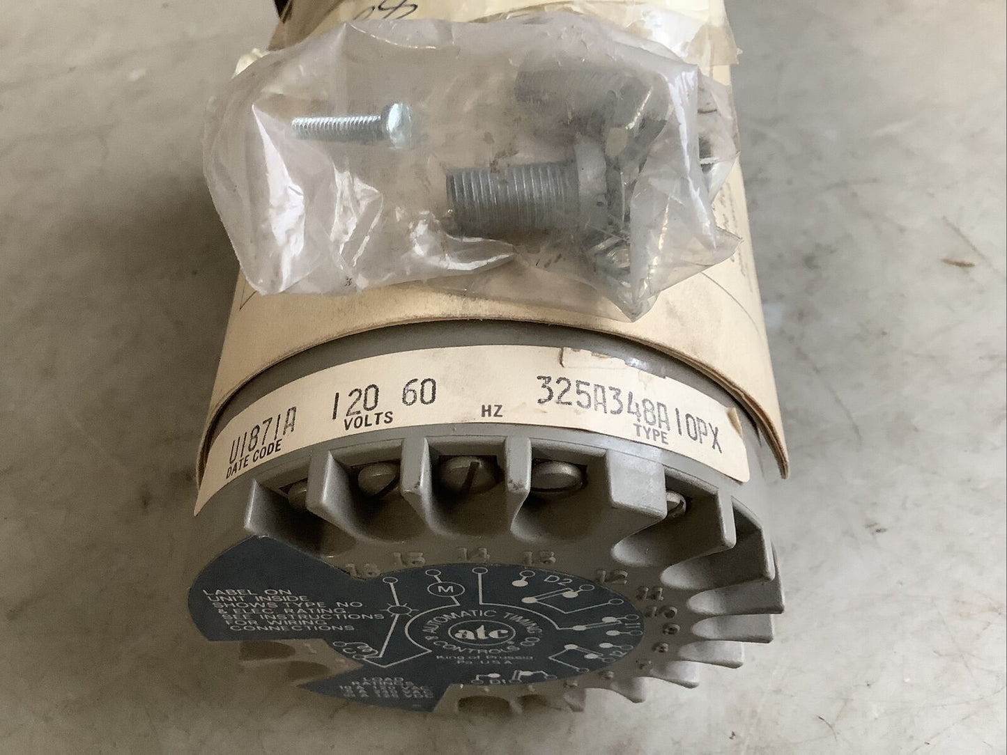 ATC 325A348A10PX TIMER 120V 60HZ 373